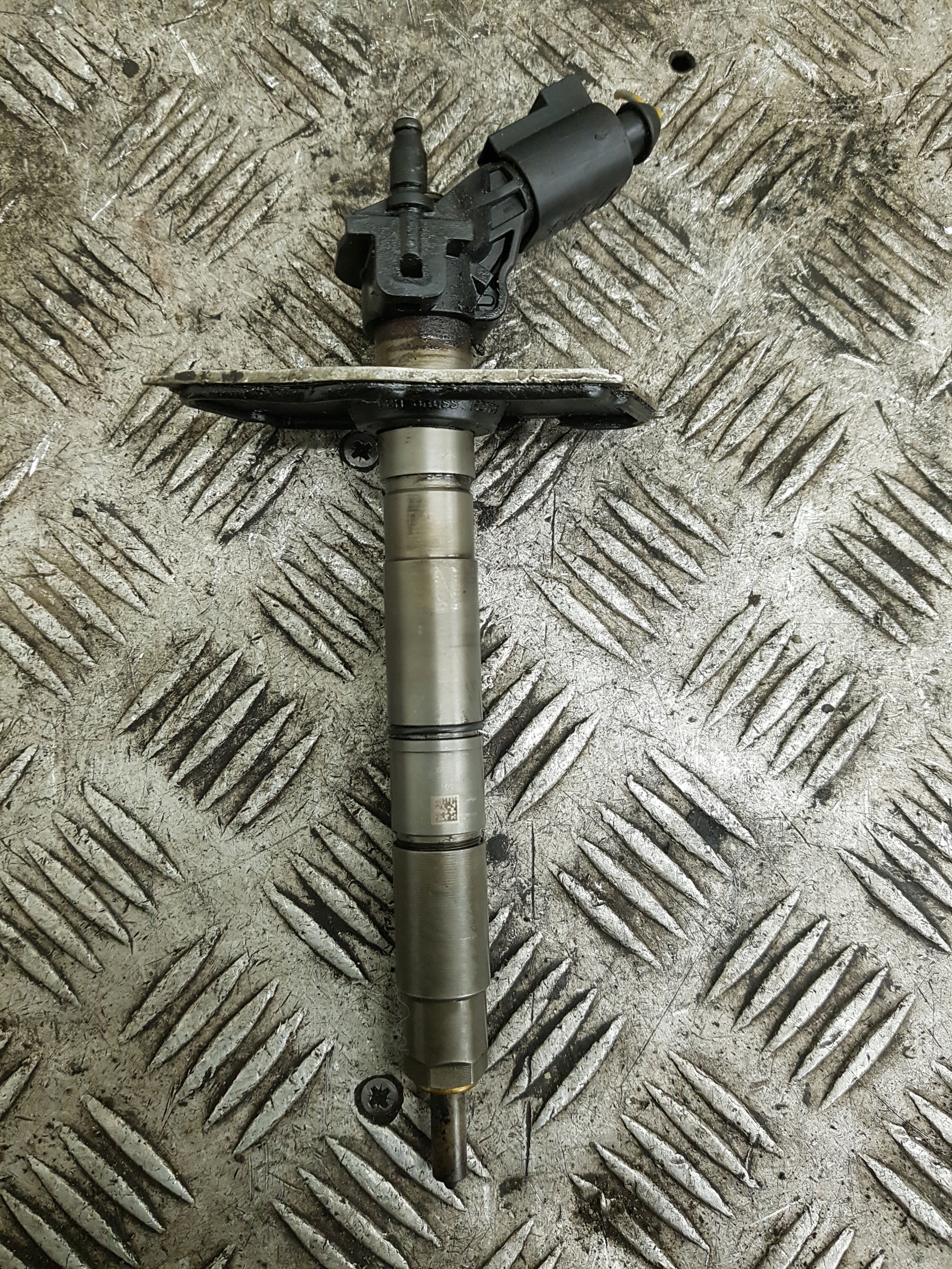 Ruiskutussuutin Audi A6-C6 059130277Q