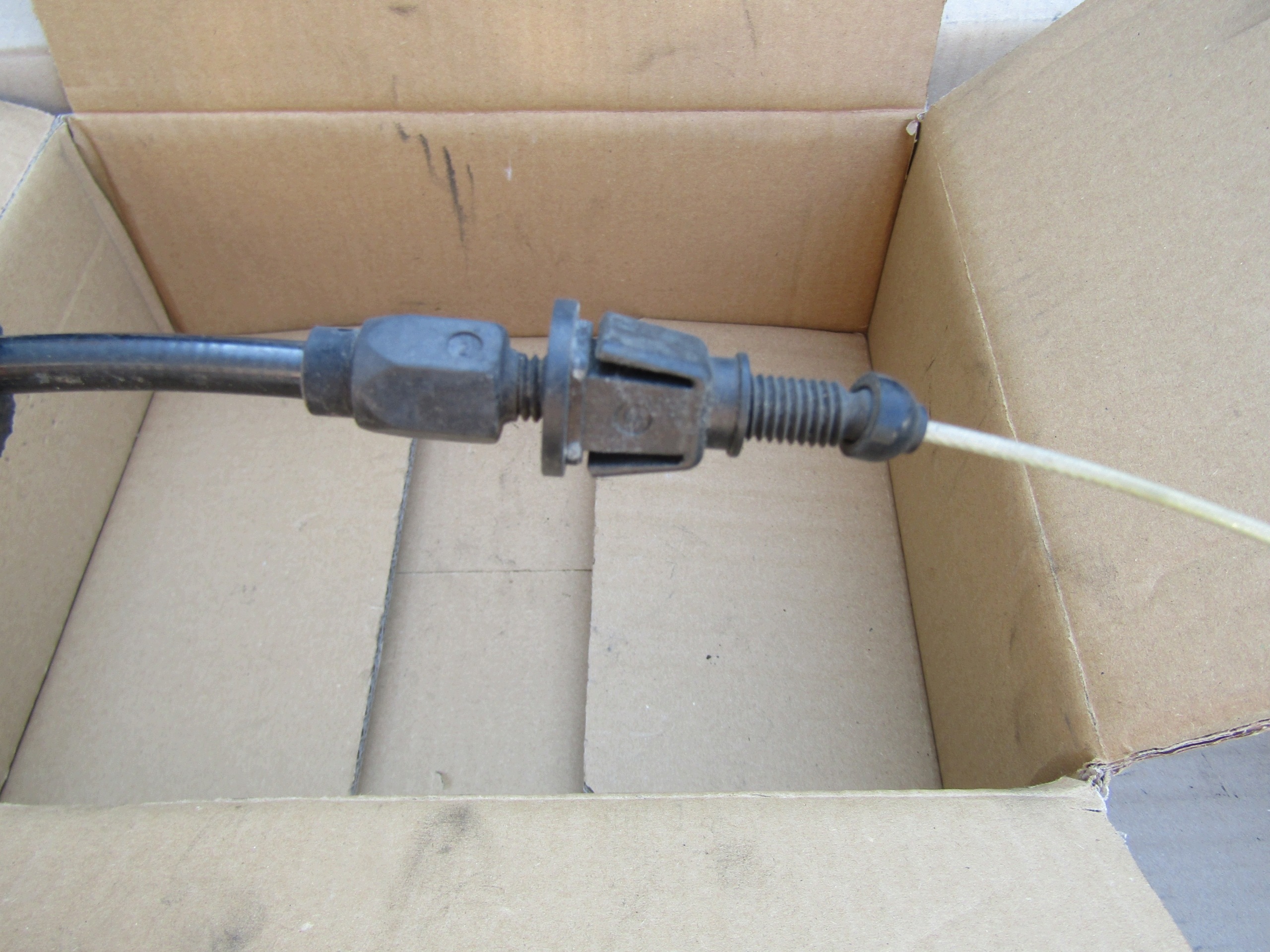 Câble d'accélérateur Mercedes-Benz OE 2103002330 image 4