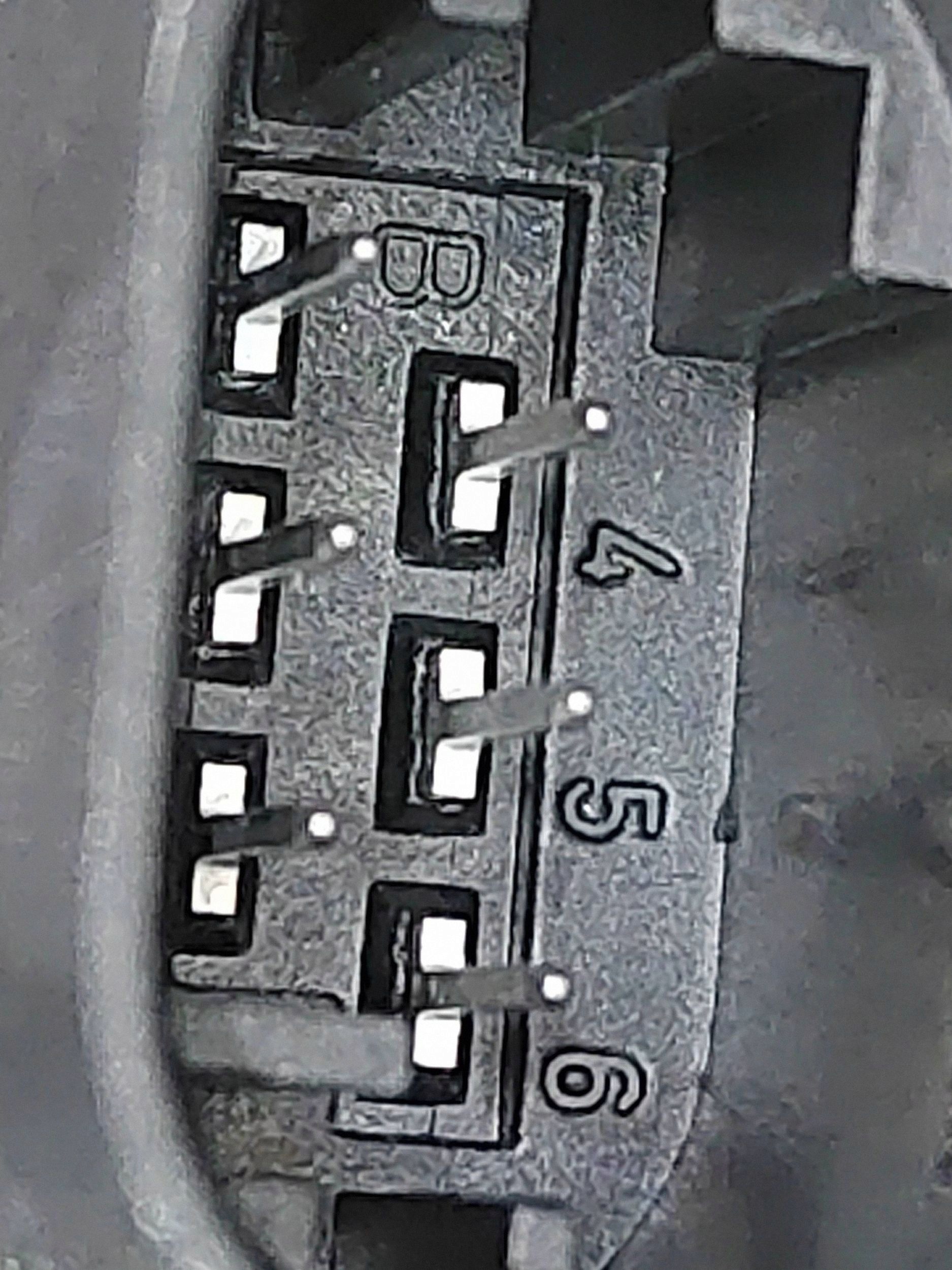 2008 Mitsubishi Outlander ECU 4670A282 2.2 DID image 5