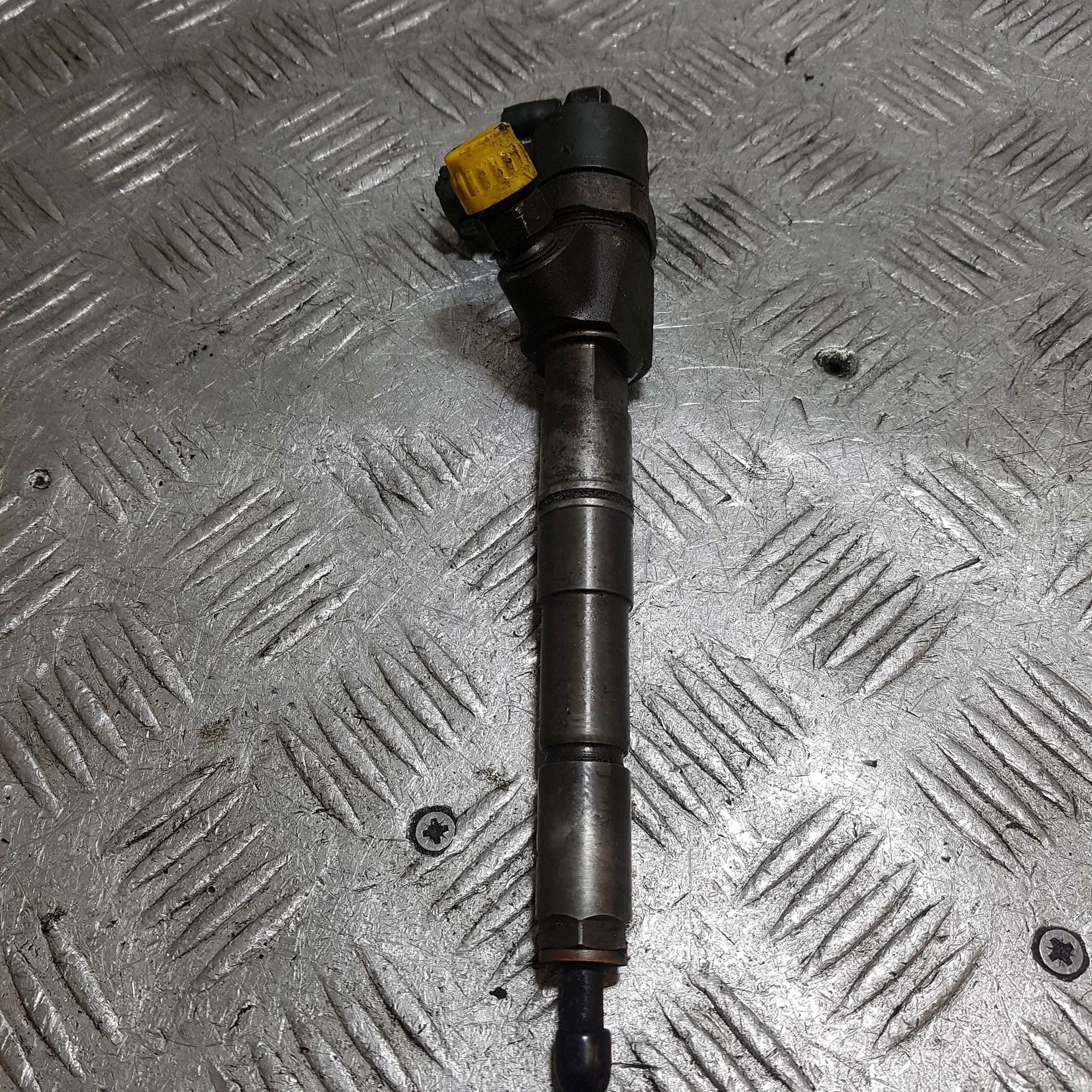 Inyector Opel Zafira B 044510159 Usado image 2
