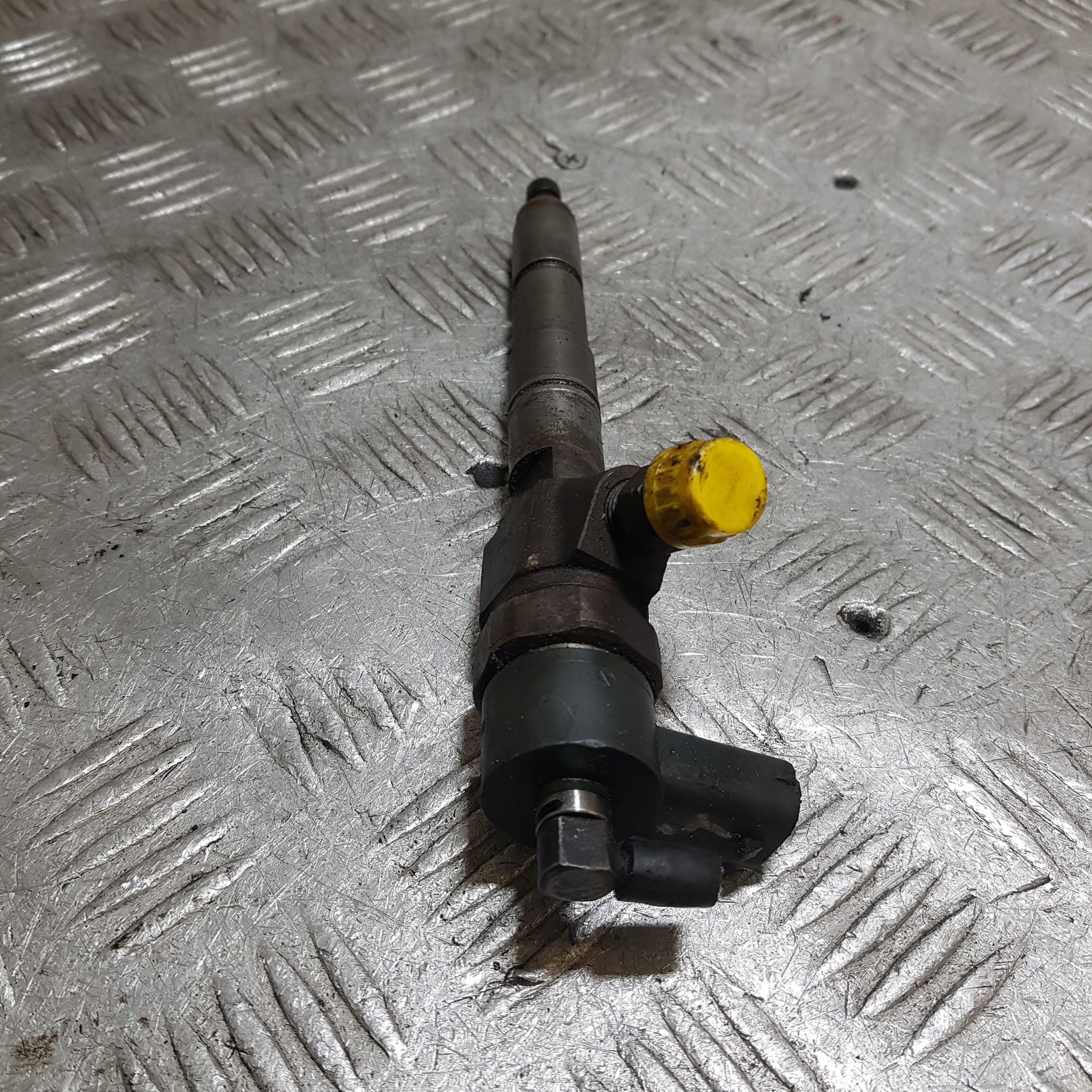 Ruiskutussuutin Opel Zafira B 044510159