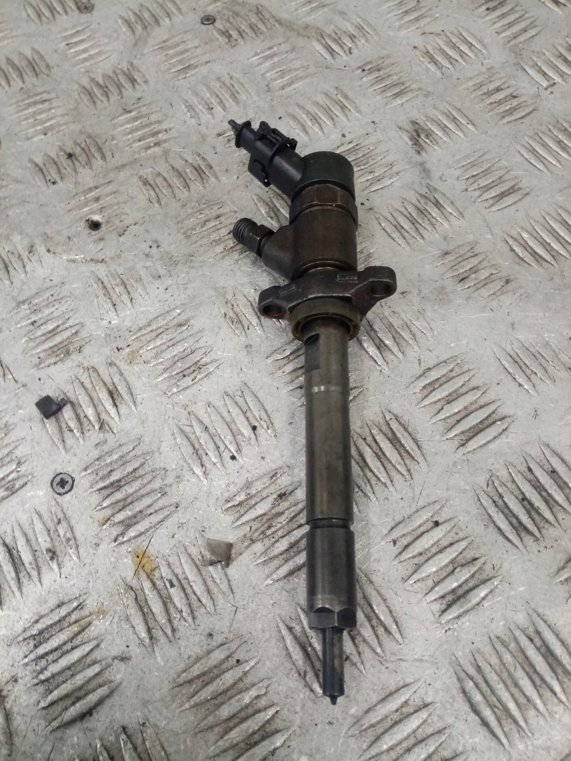 Injecteur Ford Focus MK2 96BF-3A733-AO image 2