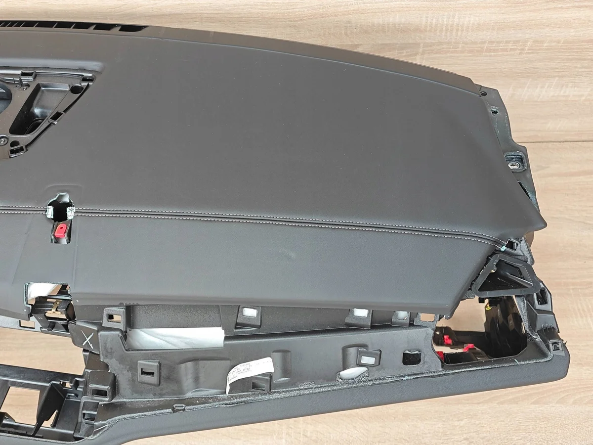 BMW X5 G05 HUD-kojelaudan paneeli image 8