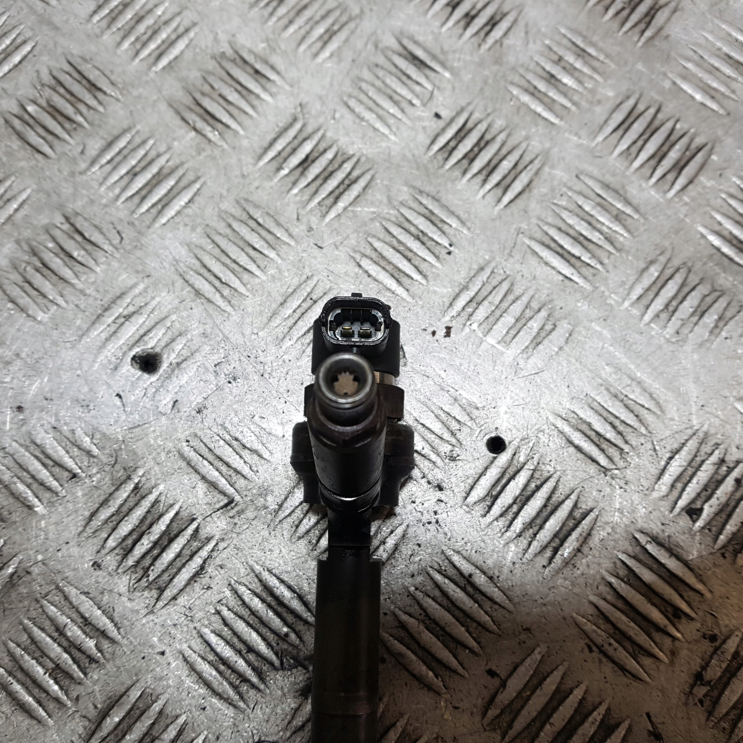 Inyector Opel Astra H 0445110125 Usado image 3