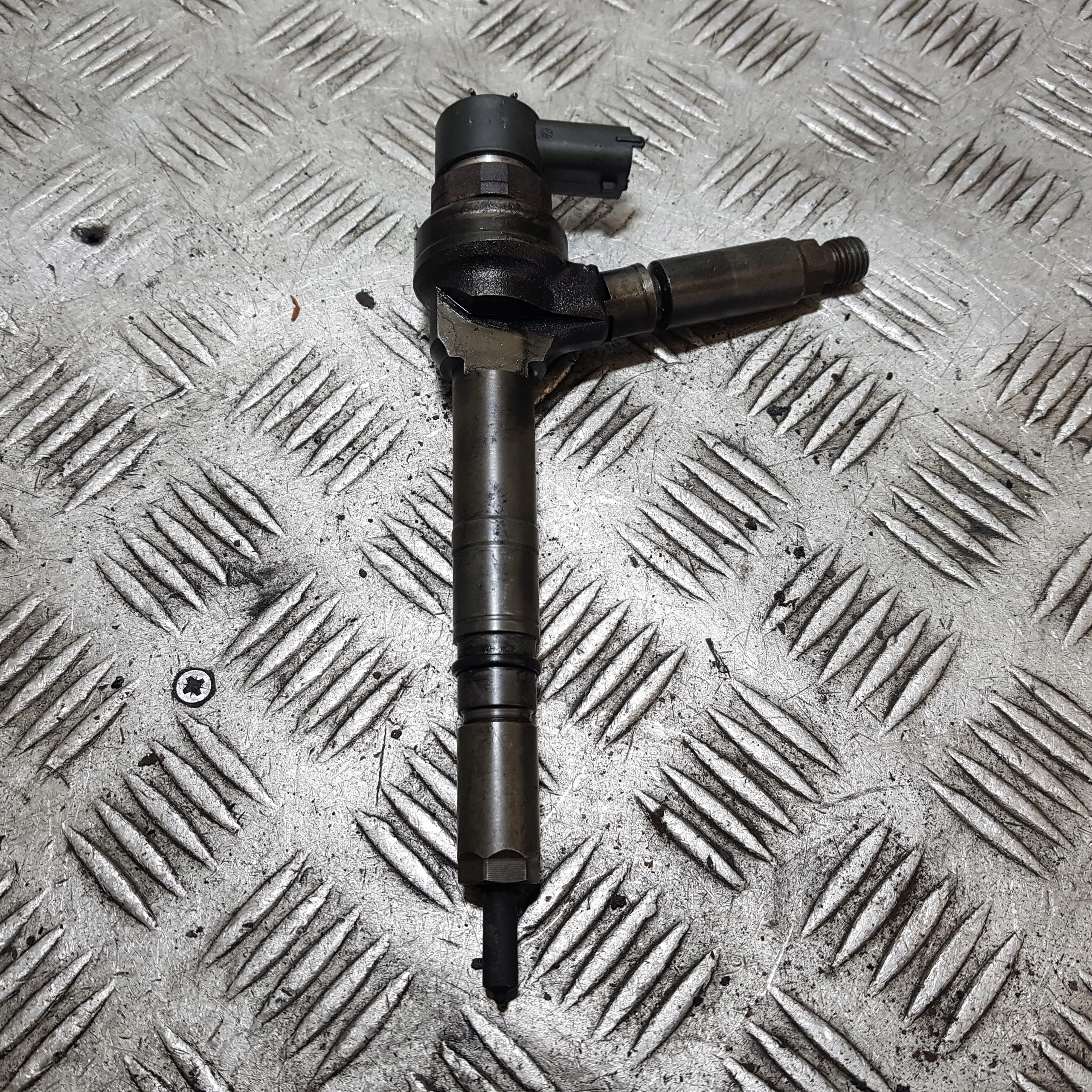 Inyector Opel Astra H 0445110125 Usado image 4