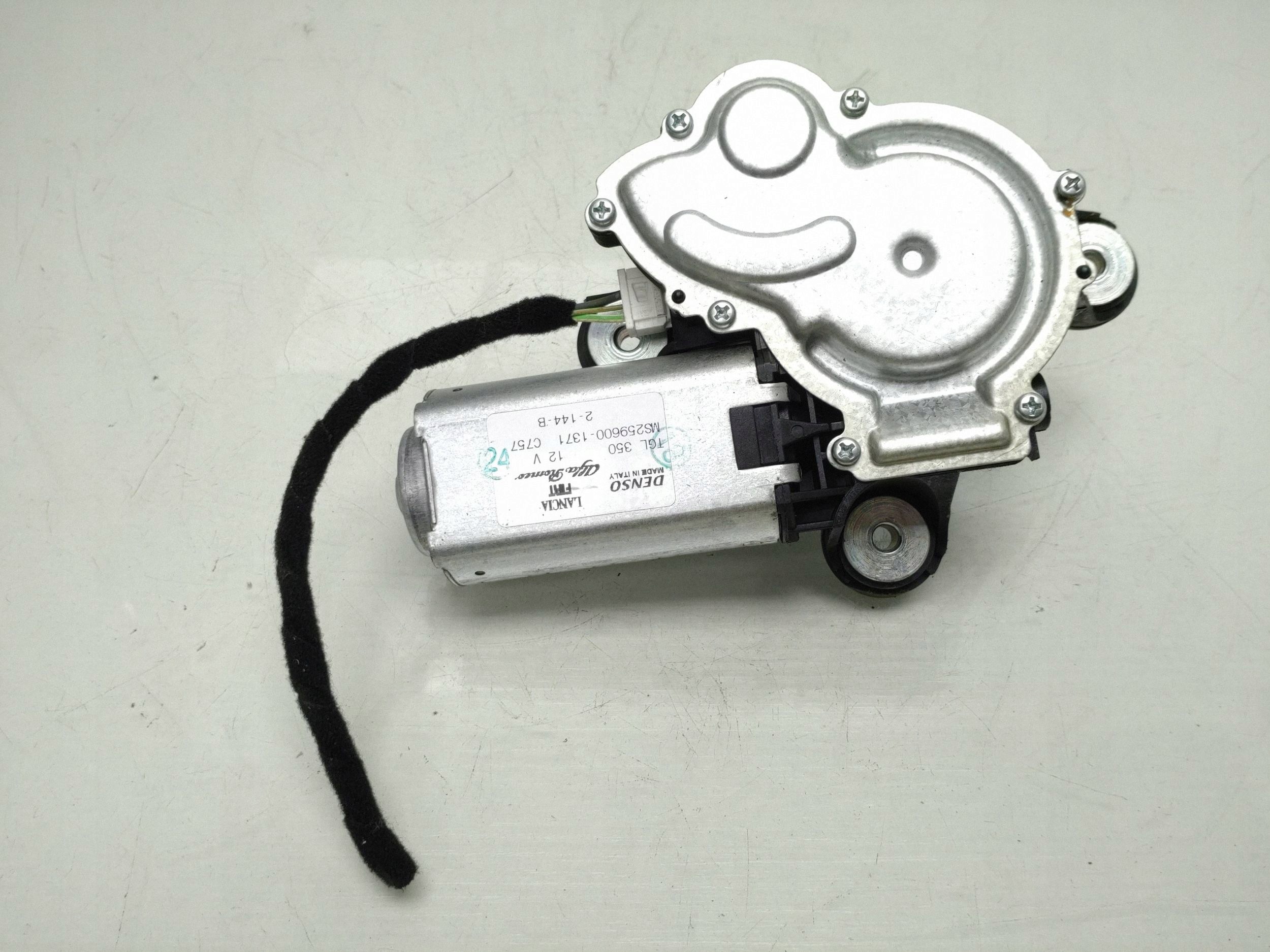 Ford Ka MK2 1.2 Achterruitwissermotor MS259600-1371 image 4