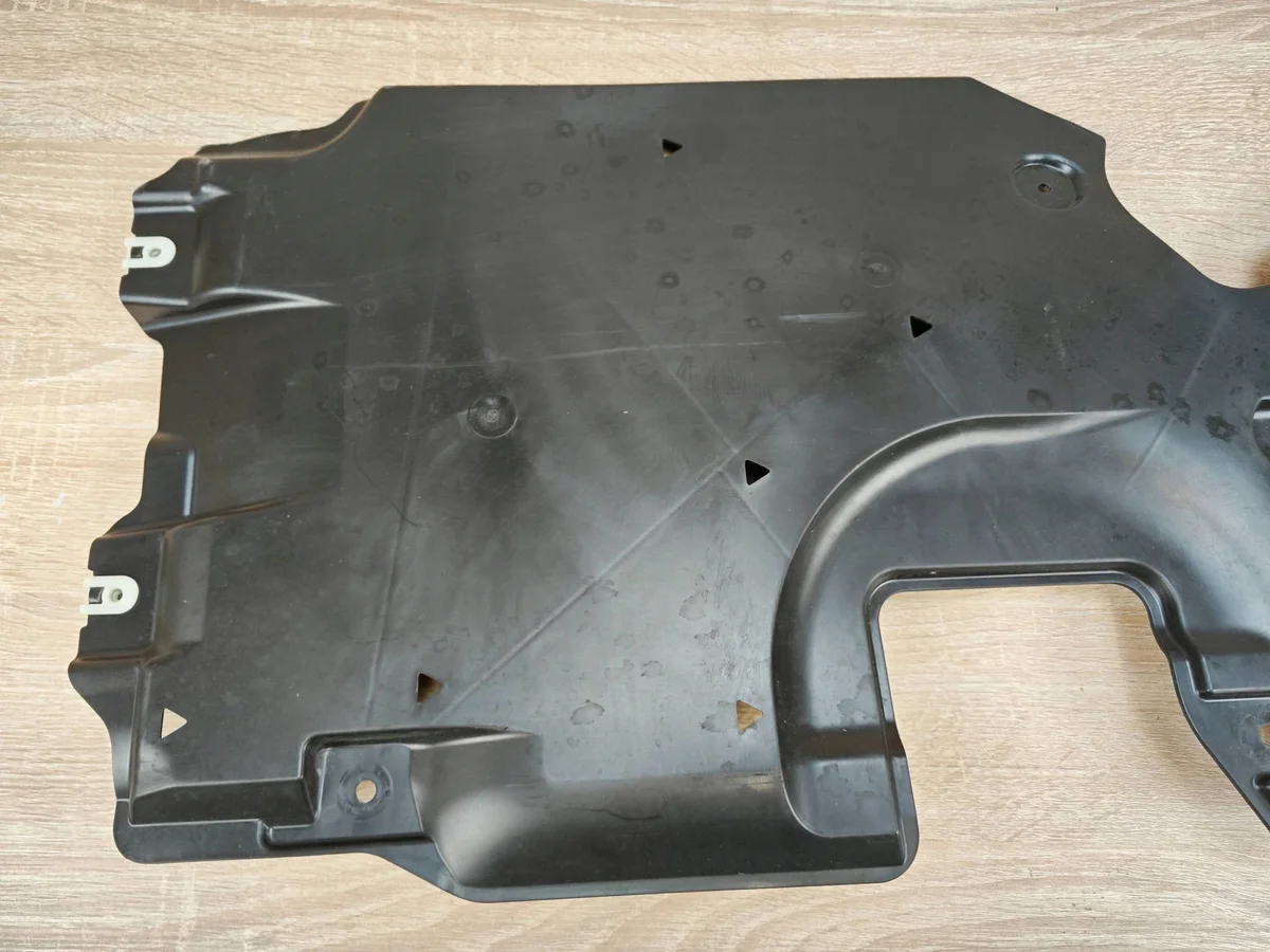 Protetor Chassi BMW 8 G16 G15 7495574 image 3