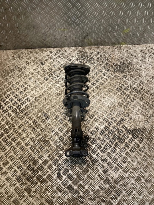 Mercedes-Benz E W212 Front Shock Absorber Right Side 2123231300 2009