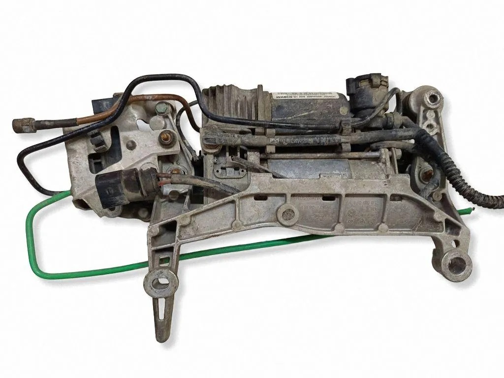 Audi Q7 (4L) ophangcompressor 7L0616879 image 3