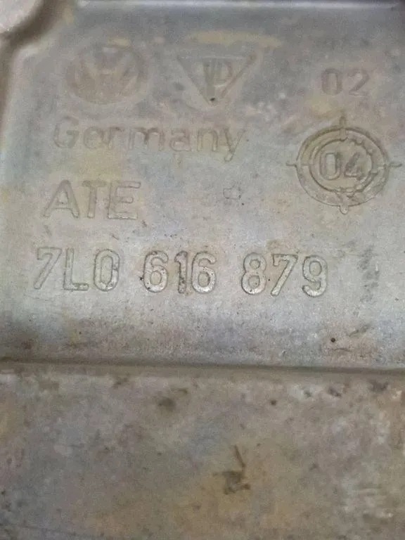 Audi Q7 (4L) ophangcompressor 7L0616879 image 5
