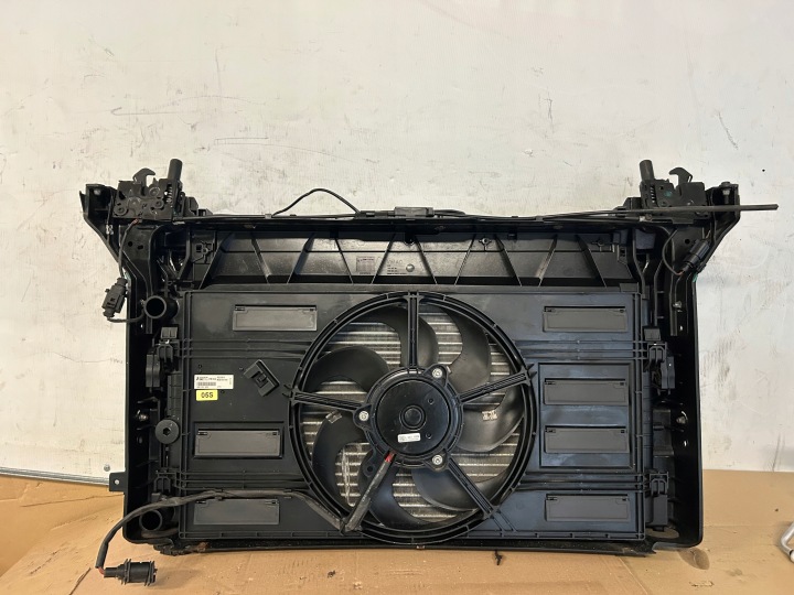 Jäähdyttimen sarja etuosa VW Polo 2G 1.0MPI