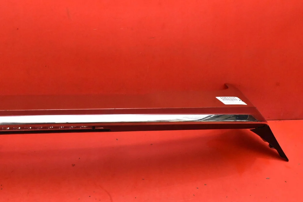Spoiler Rücklicht Orange Peugeot 2008 I 9678324280 image 3