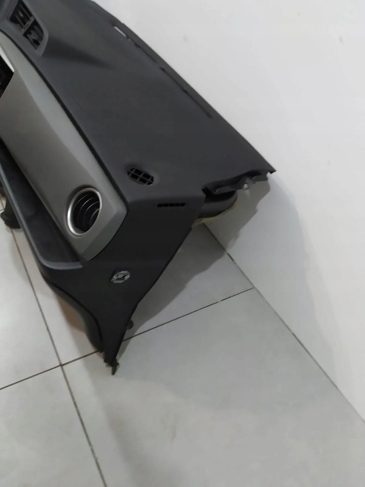 Armaturenbrett Toyota Yaris III (2011-2020) gebraucht image 3