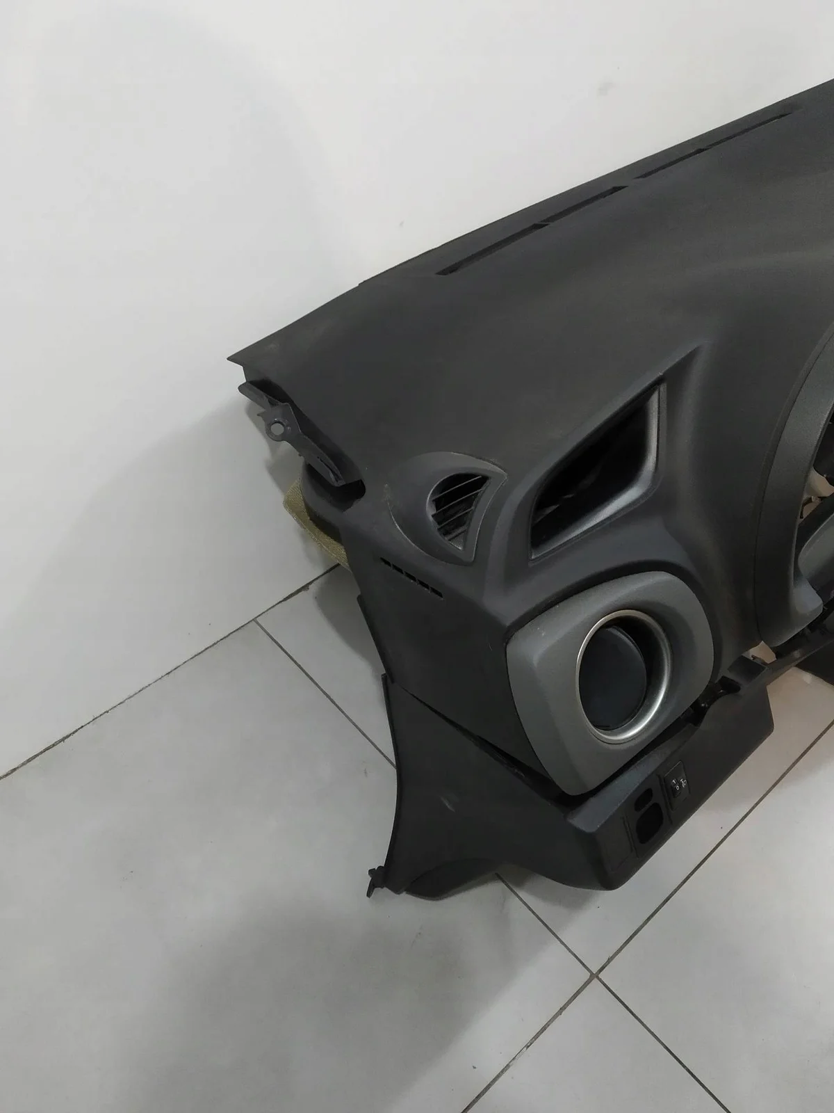 Armaturenbrett Toyota Yaris III (2011-2020) gebraucht image 4