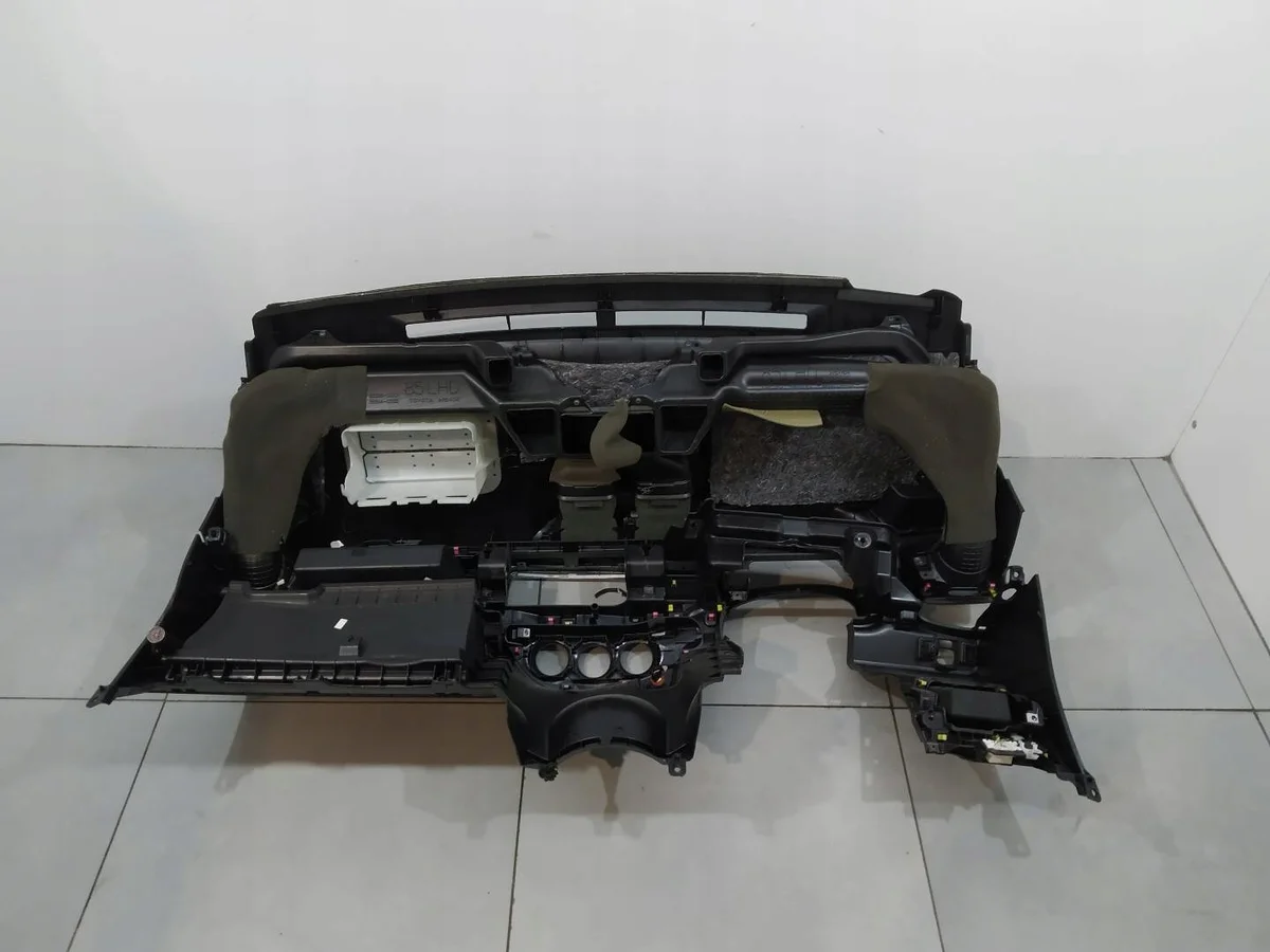 Armaturenbrett Toyota Yaris III (2011-2020) gebraucht image 5