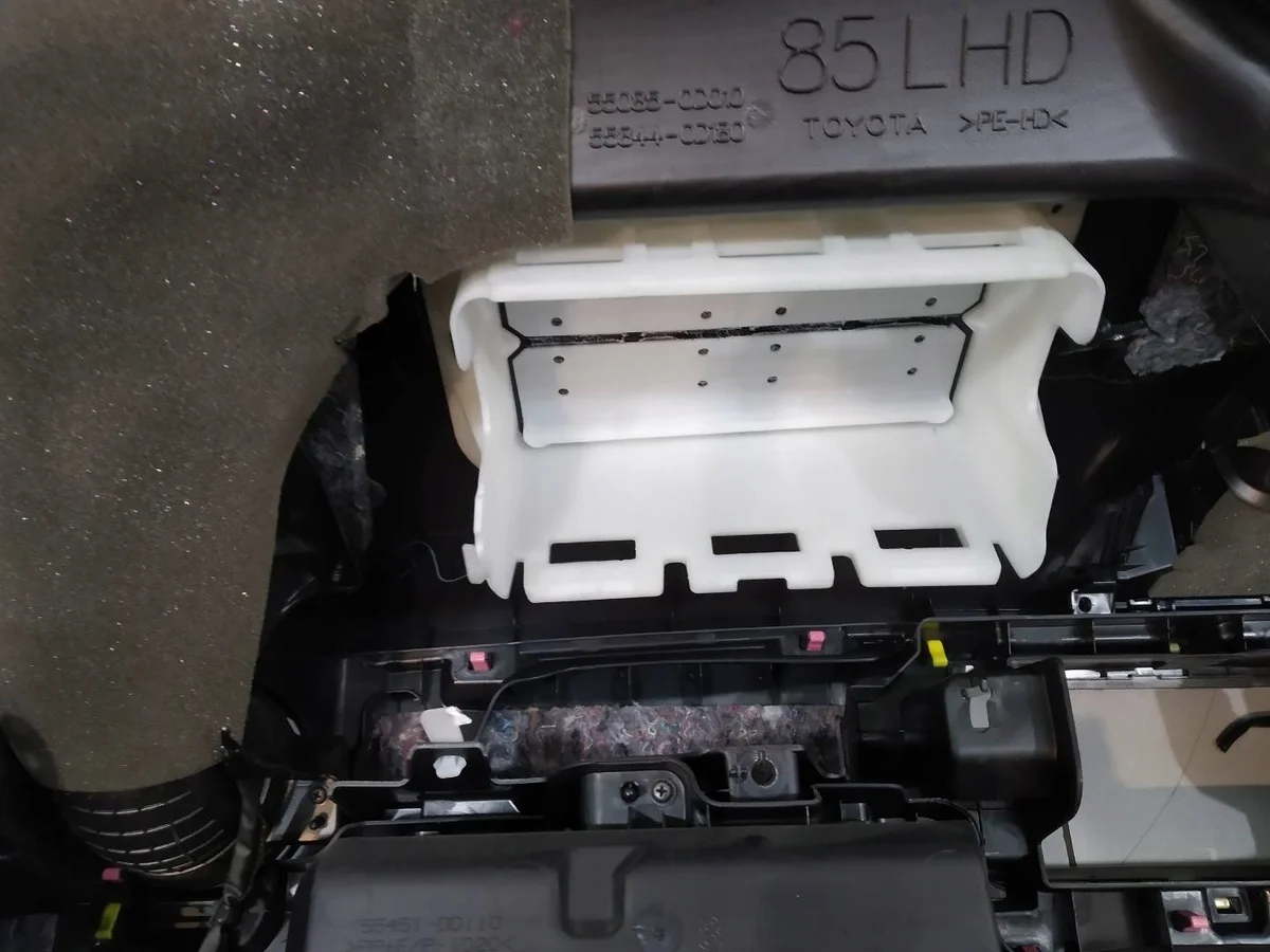 Armaturenbrett Toyota Yaris III (2011-2020) gebraucht image 6