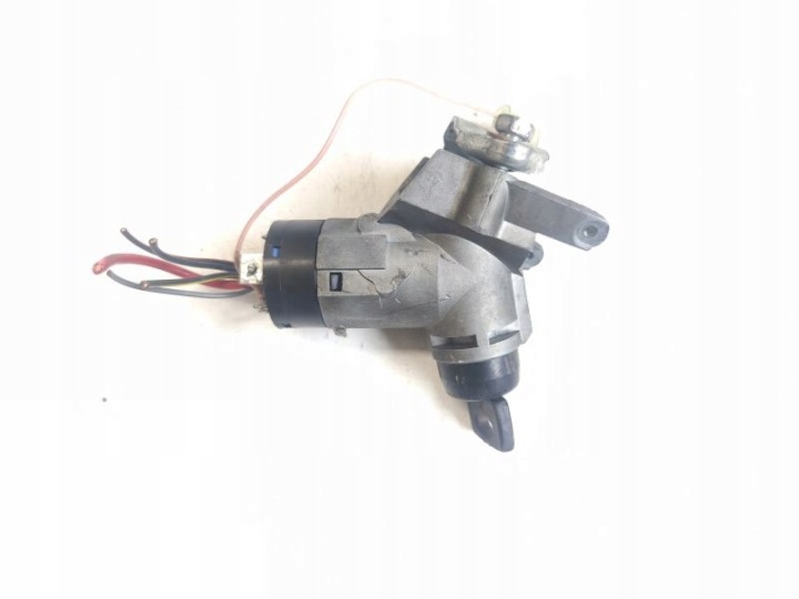 Sytytyslukko avaimella Mercedes Vito Sprinter OE A0005458808