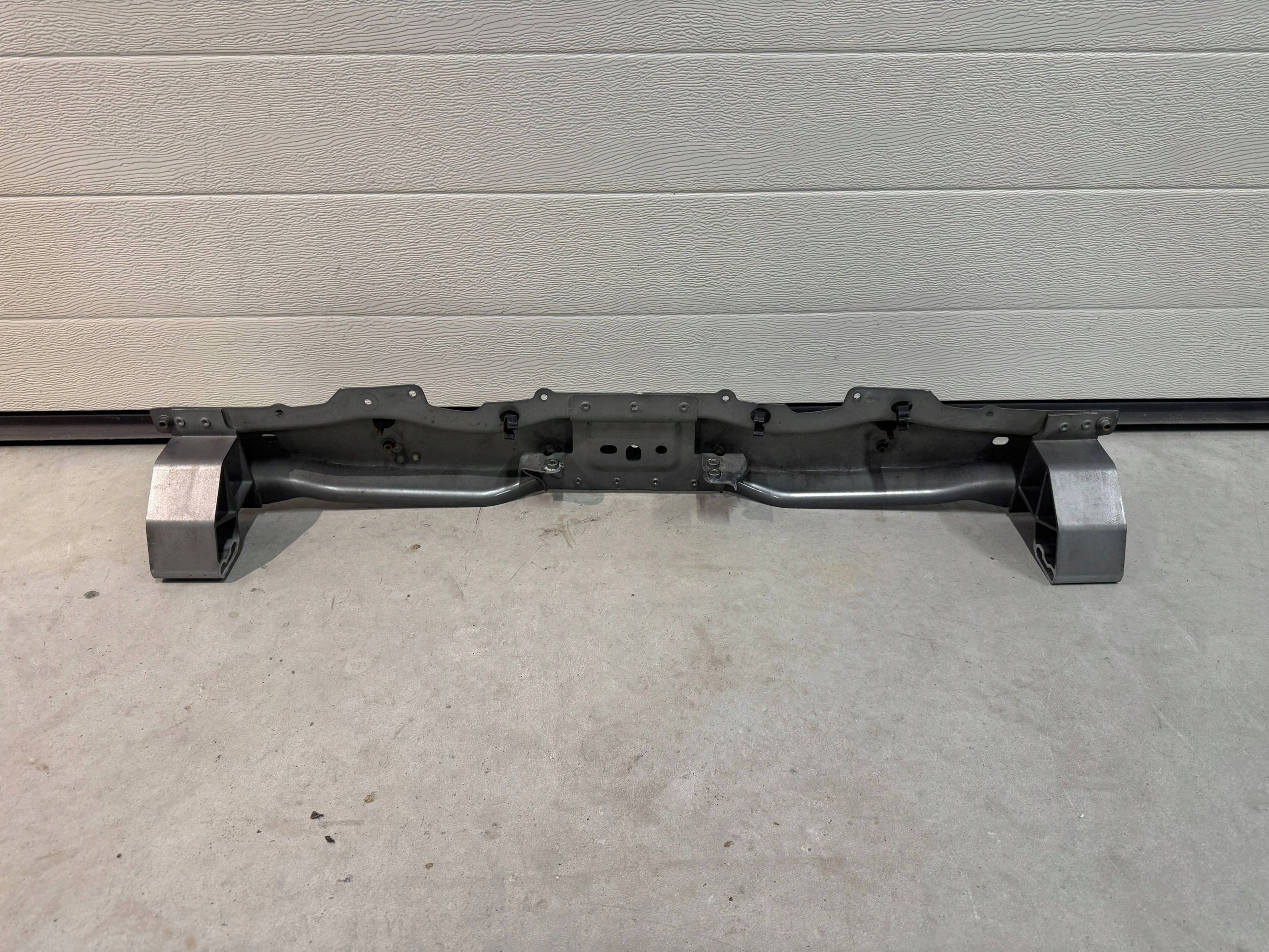 Jaguar XKX150 front reinforcement beam mounting image 3