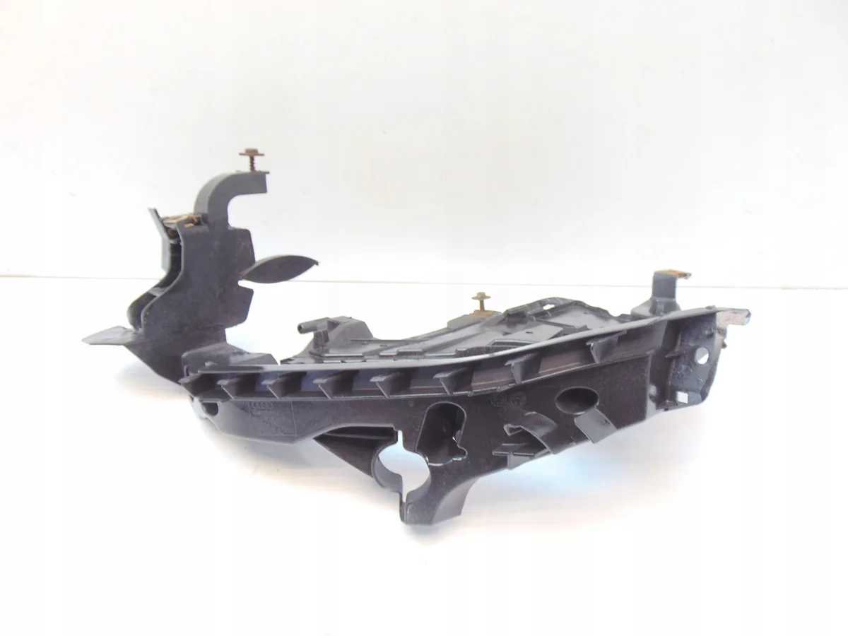 Support de phare gauche Audi A4 B8