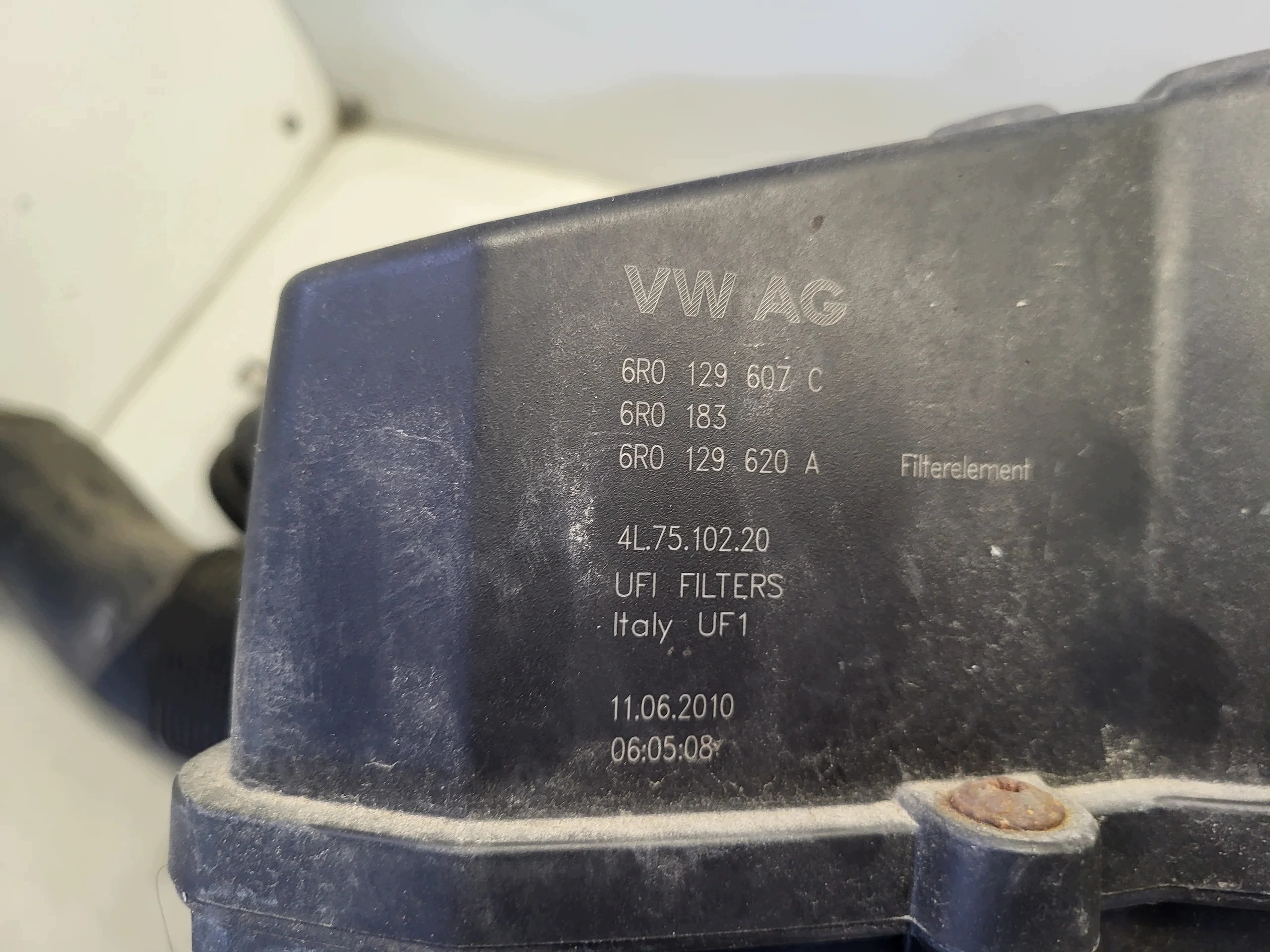 Ilmansuodattimen kotelo Seat Ibiza Audi A1 VW Polo 1.2 TFSI 6R0129607C