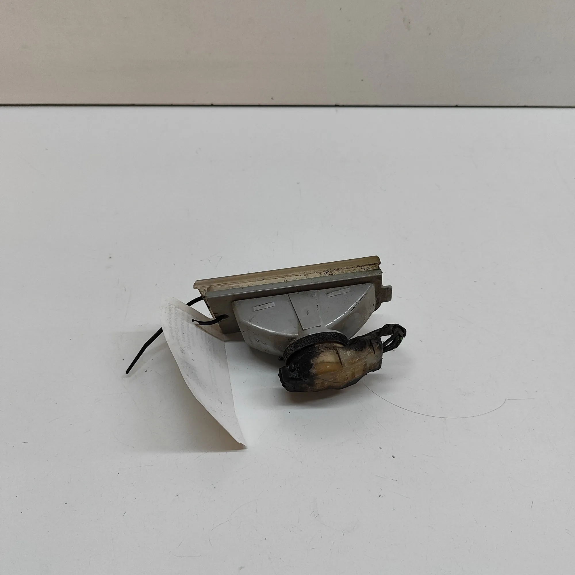 Feu de recul Buick Reatta Coupe 16507252 image 3