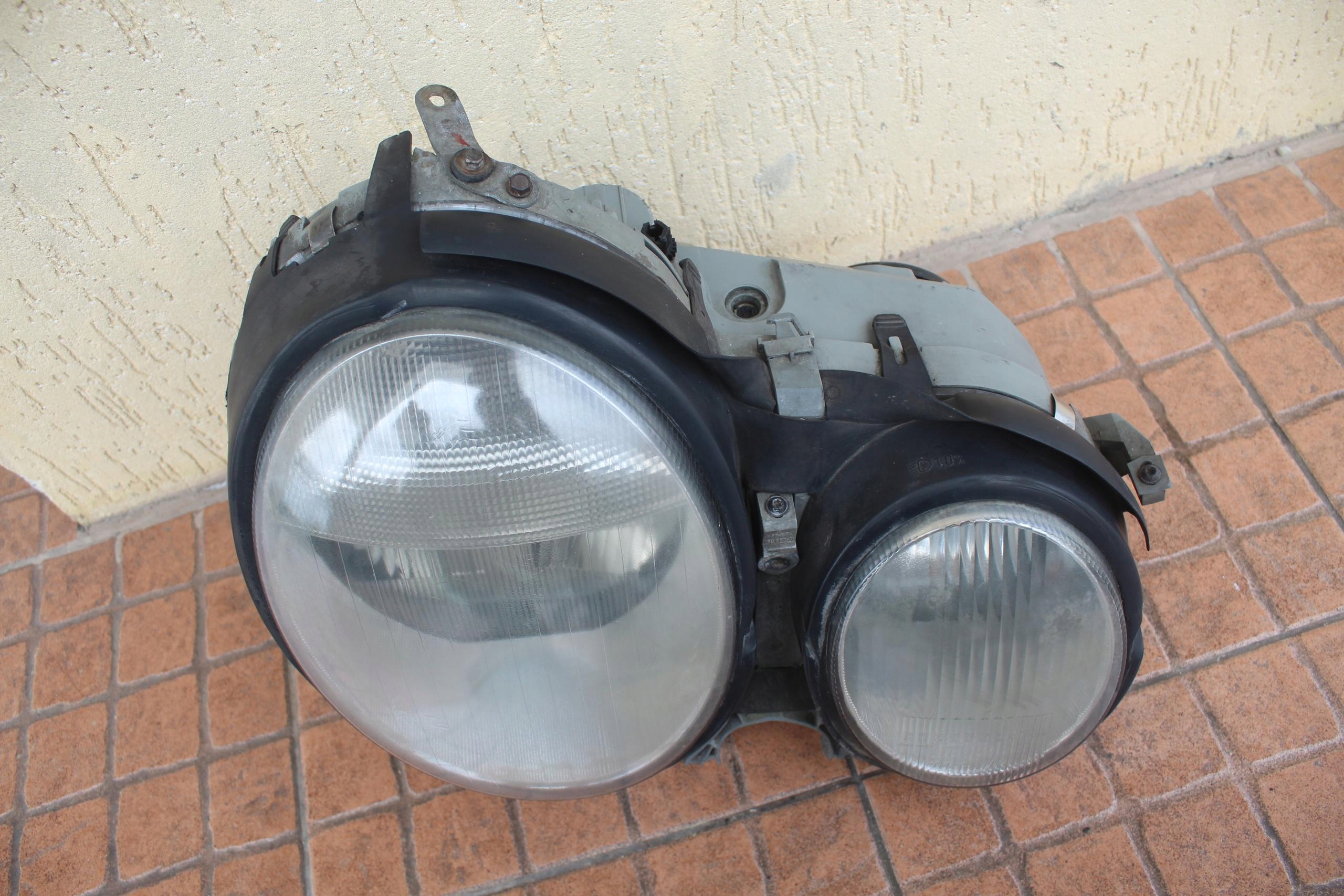 Farola Derecha Xenon Mercedes W210 OEM 122121 image 2