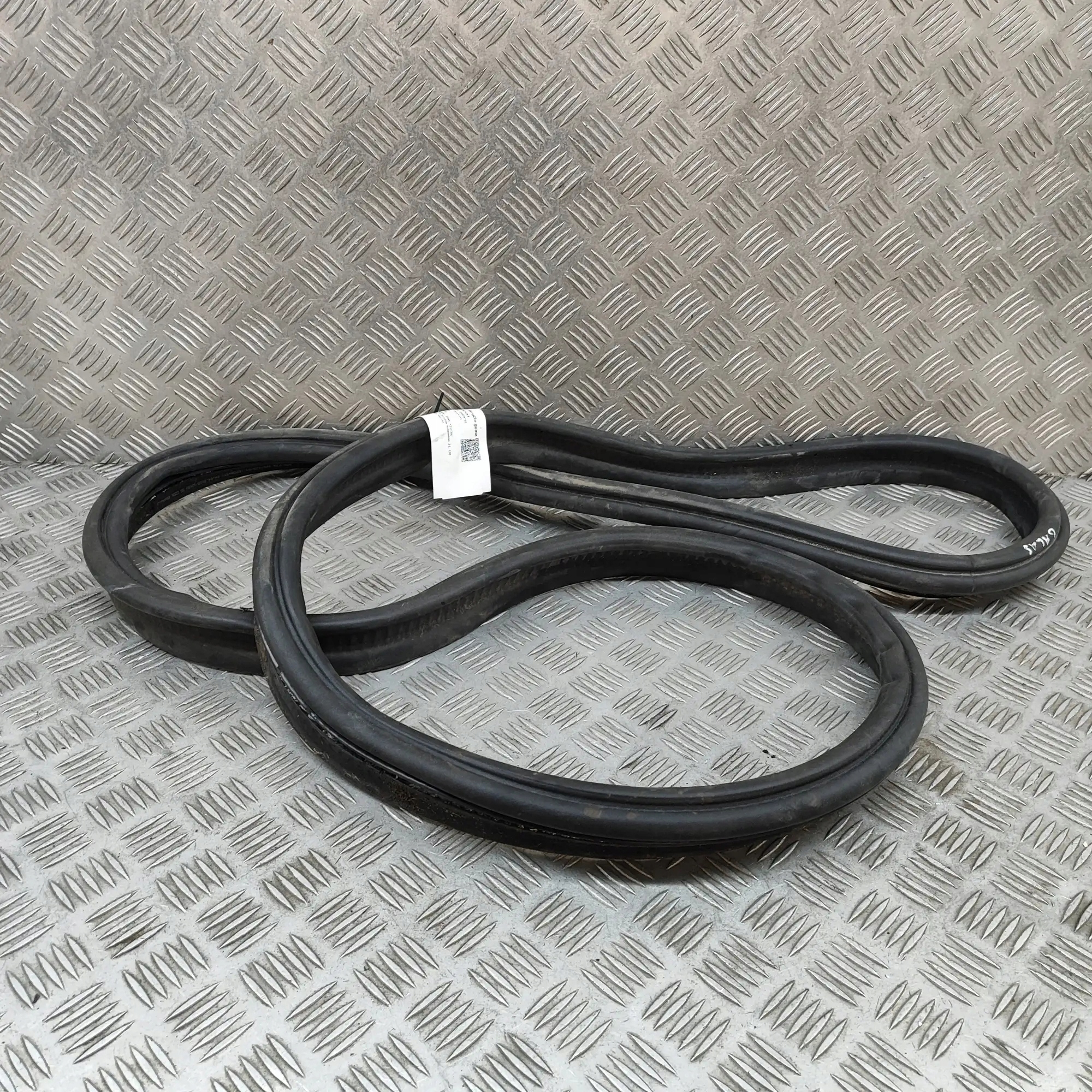 Joint coffre BMW X2 F39 2657125 image 2