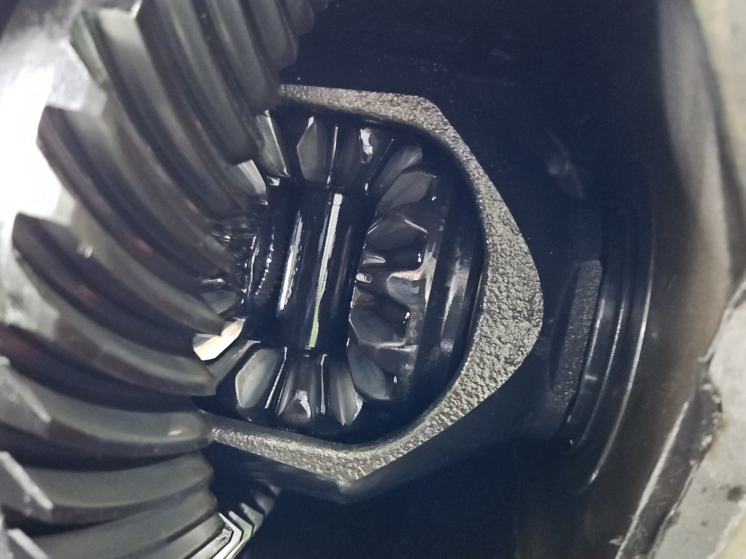 BMW 7 F01 F02 F03 F04 Taka-differentiaali 7584448
