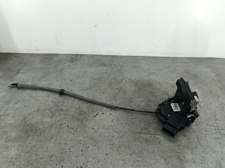 Oven lukko vasen etu Ford Mondeo MK4 6M2A-R21813-ED