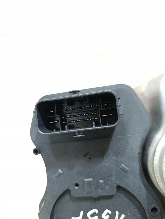 Bomba de Freio Mercedes-Benz EQS 2023 A2979004212 image 7