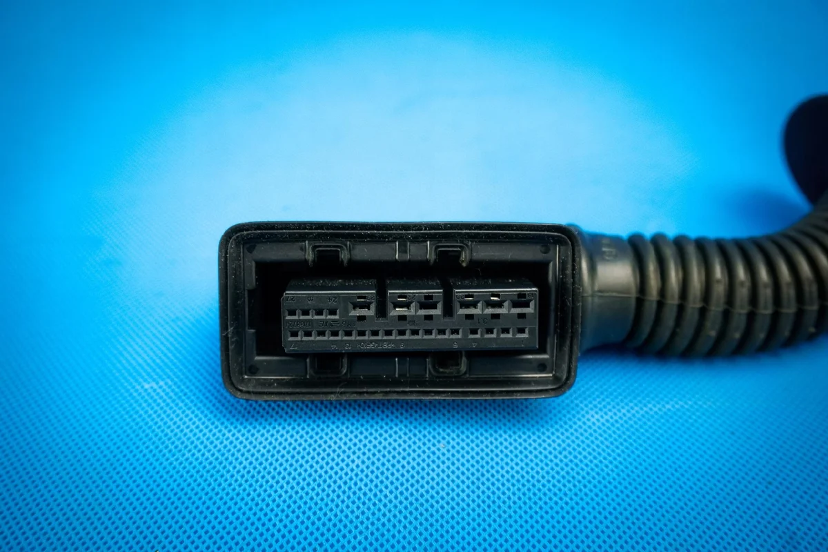 Stecker Tür Audi VW Seat Skoda 8K0972702 image 4
