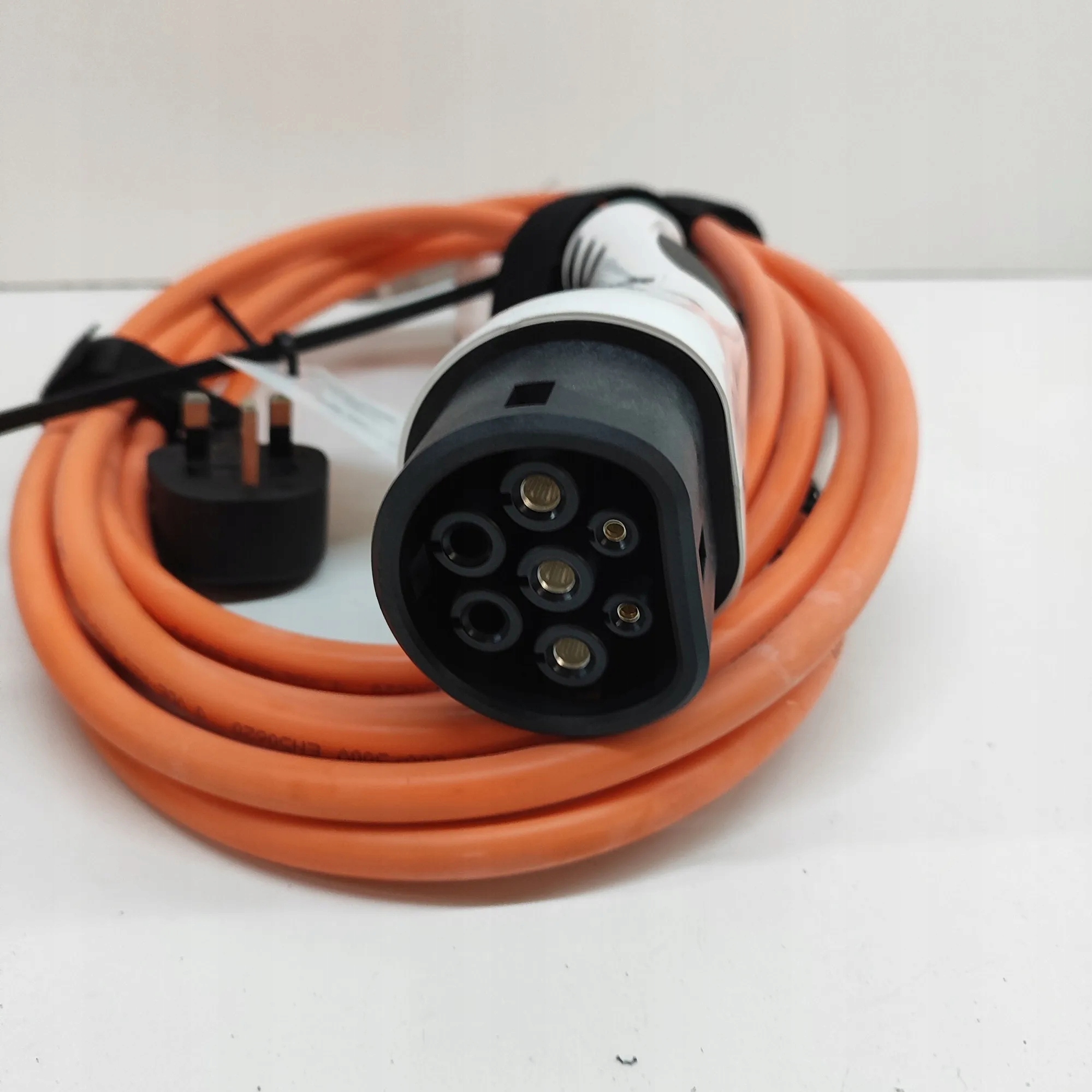 Cable de carga batería KIA Niro 91686G5080 image 3