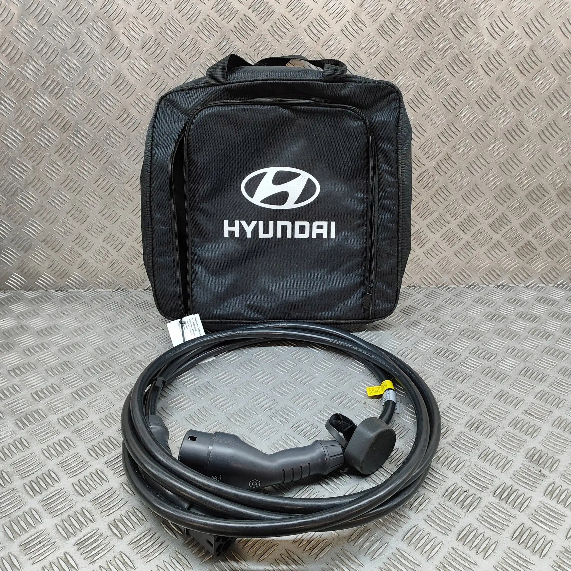Câble de charge Hyundai Ioniq 5 832325HY111 image 2