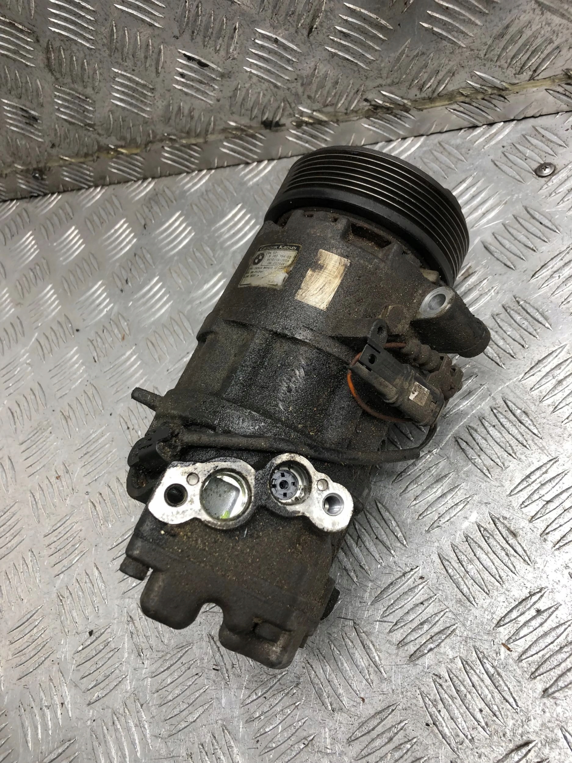Compressor de ar-condicionado BMW 3 E90 E91 2009 image 4