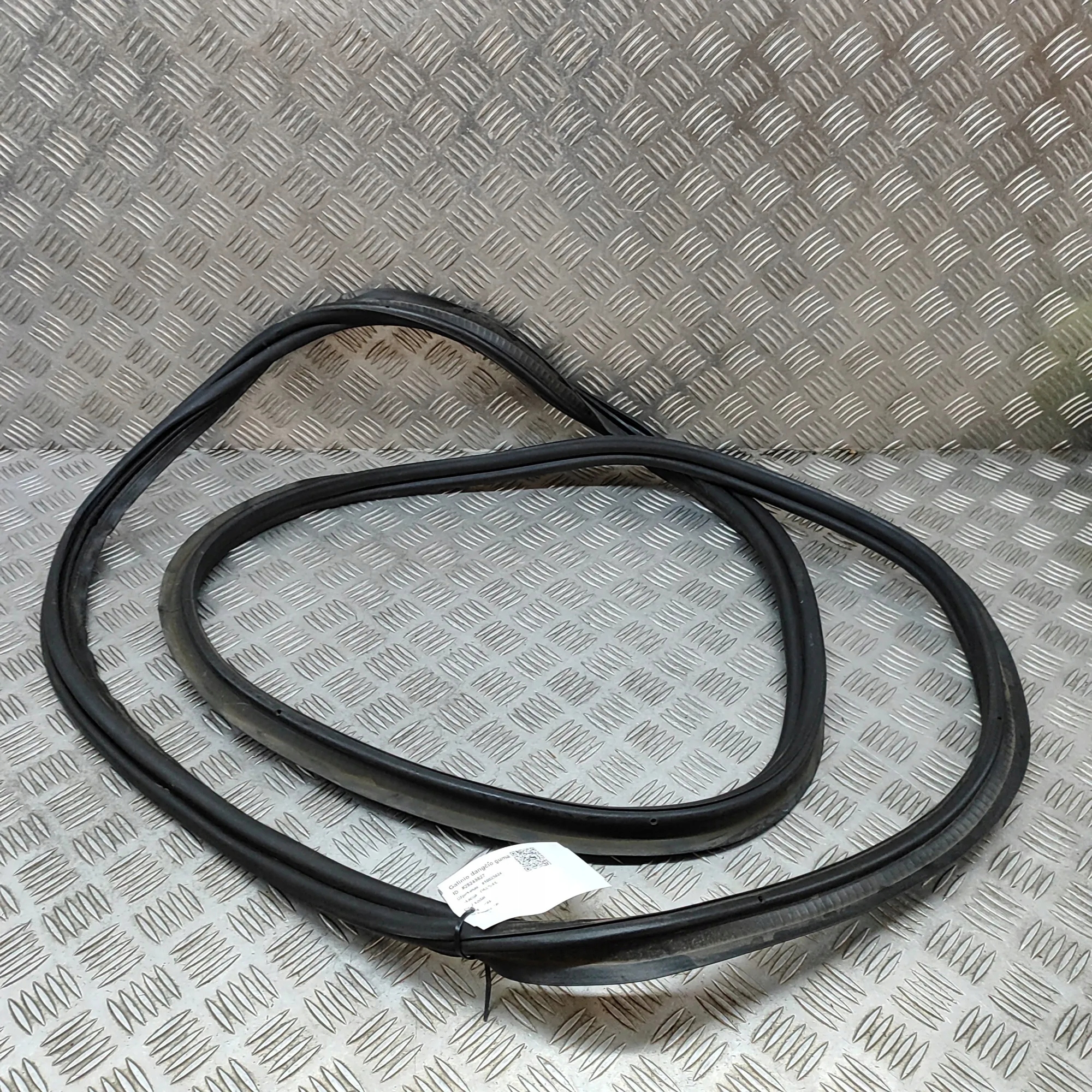 Sello Maletero Mercedes GL X166 A1667400378 image 5