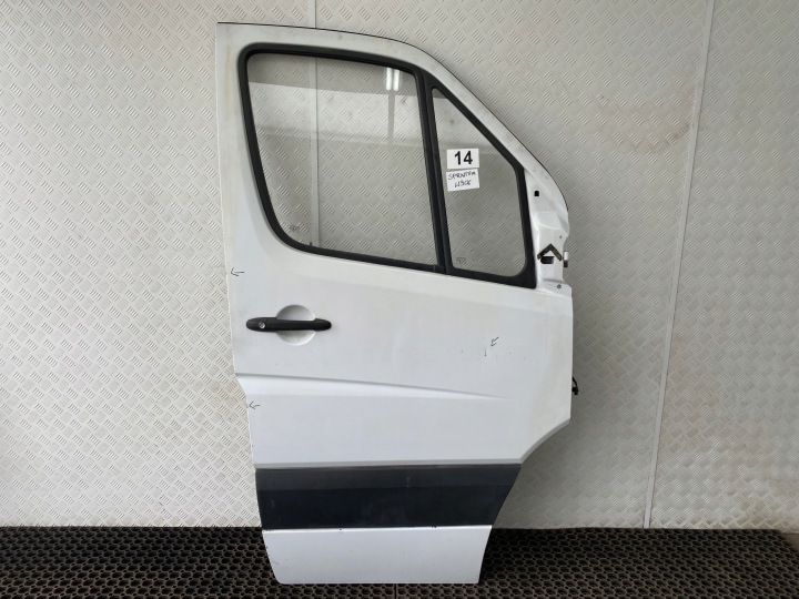 MERCEDES SPRINTER W906 06-18 ETuOvi Oikea Täydellinen Valkoinen