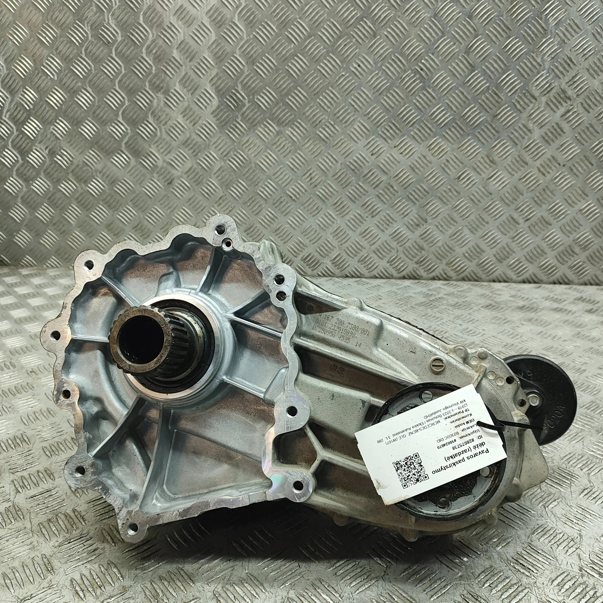 Reductor Mercedes-Benz GLE W167 A1679011303 Usado image 4