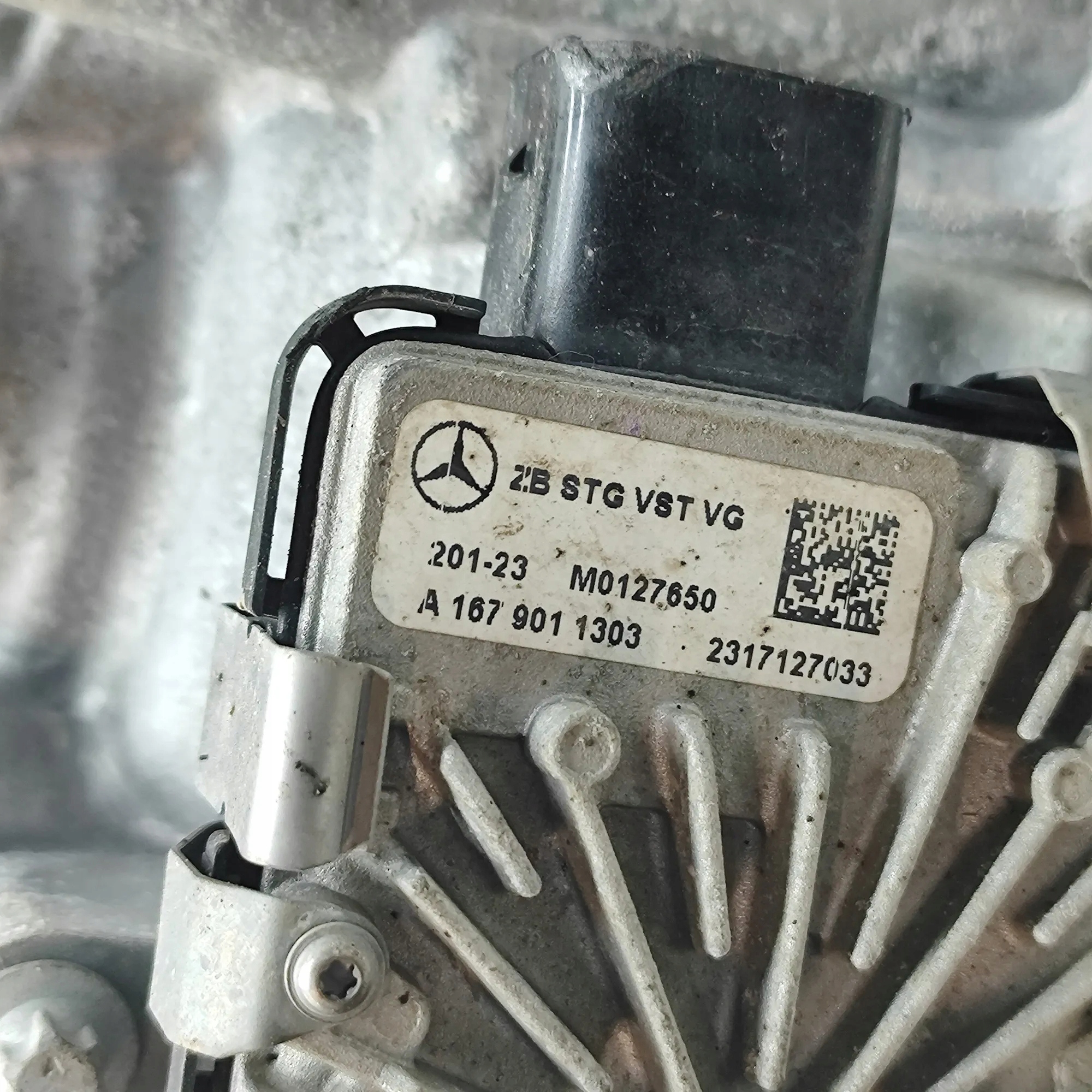 Reductor Mercedes-Benz GLE W167 A1679011303 Usado image 8