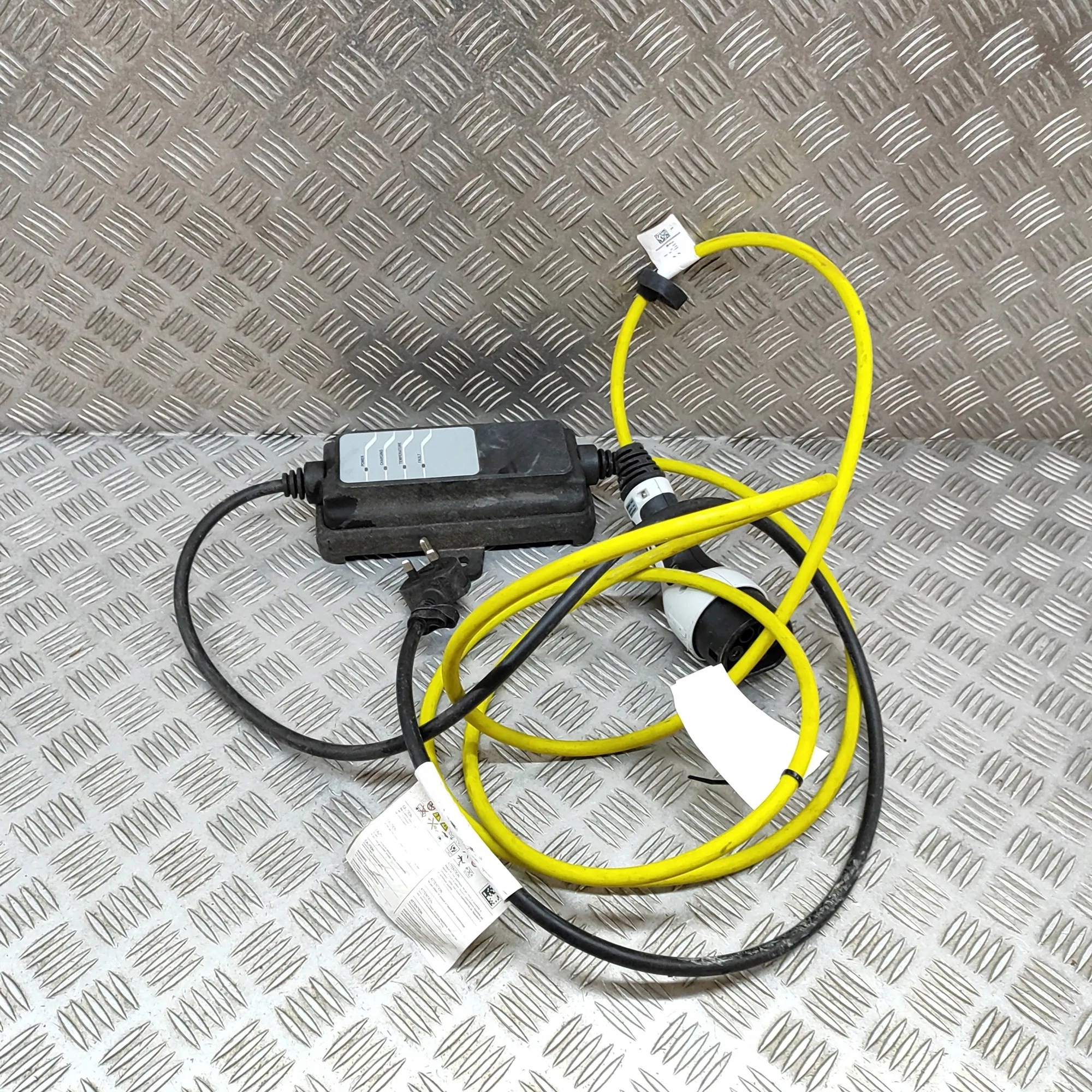 BMW i3 latauskaapeli 35086603 image 3