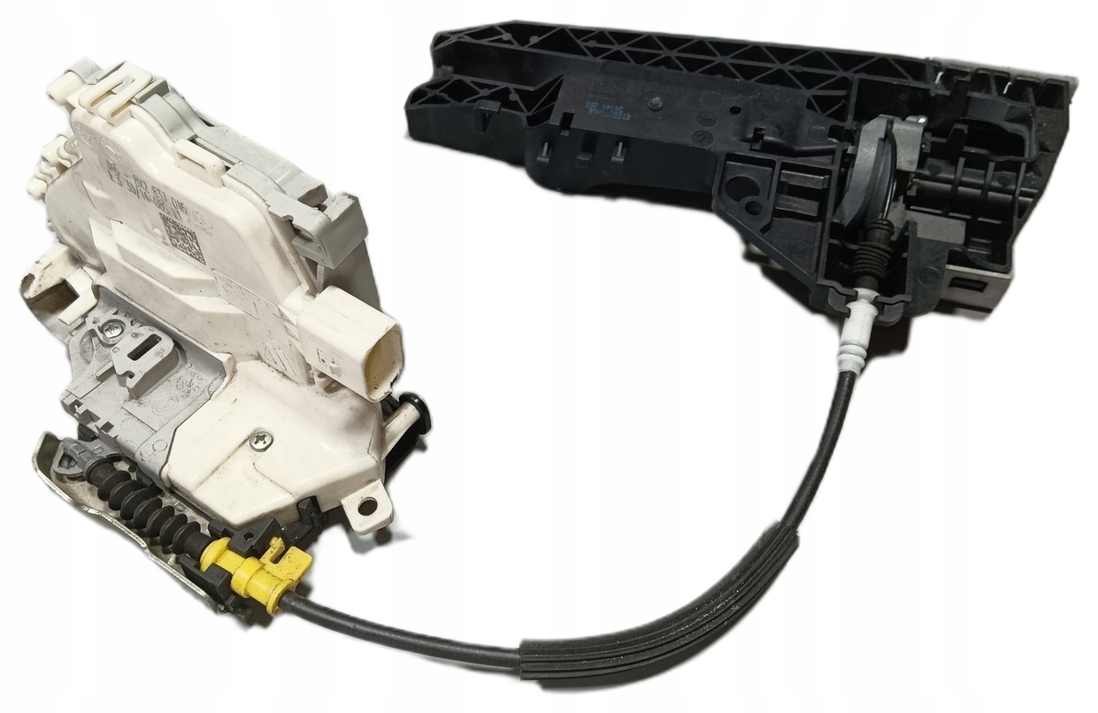 Serrure de porte avant droite Audi A3 8V Q2 image 2