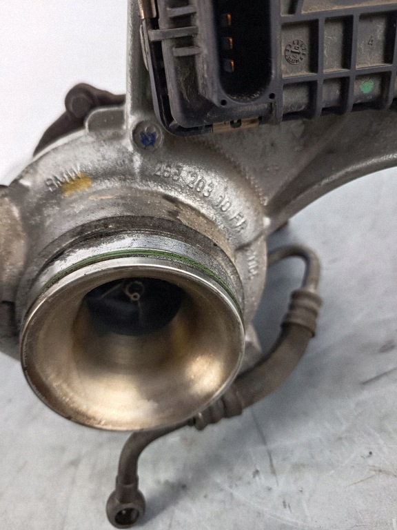 Turbo BMW 5 (F10) 258203 2.5L Diesel 2012 image 5