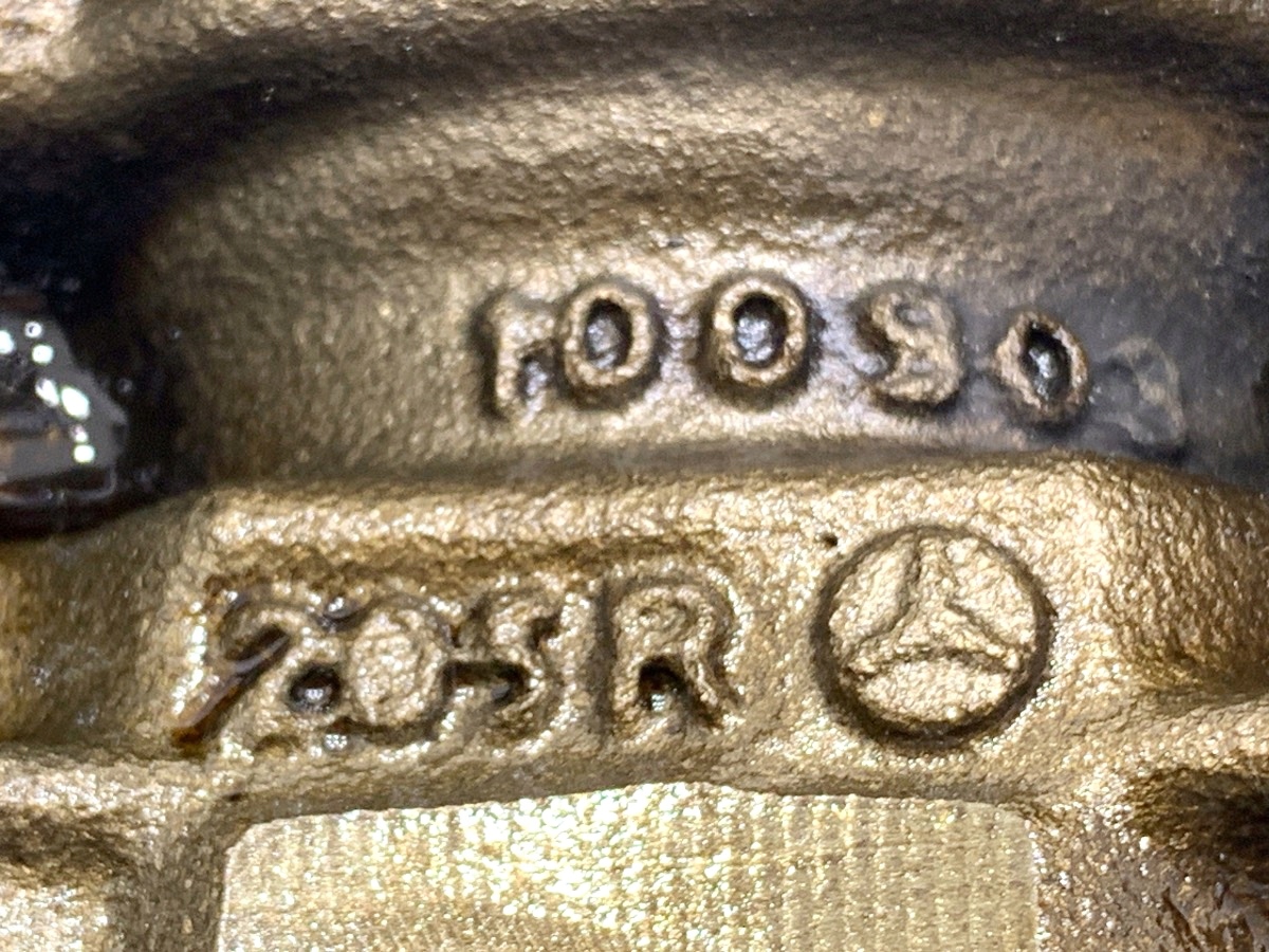 Vauhtipyörä Mercedes W212 A2740300285 image 10