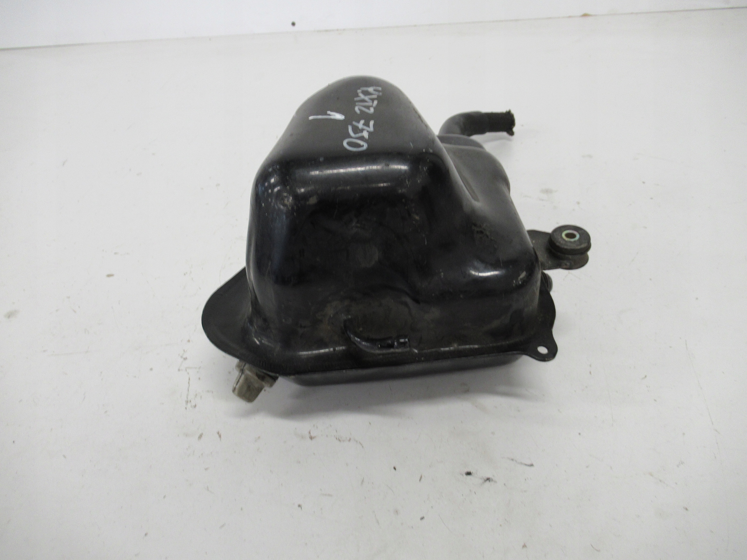 Yamaha XTZ 750 oljetråg, begagnad image 4
