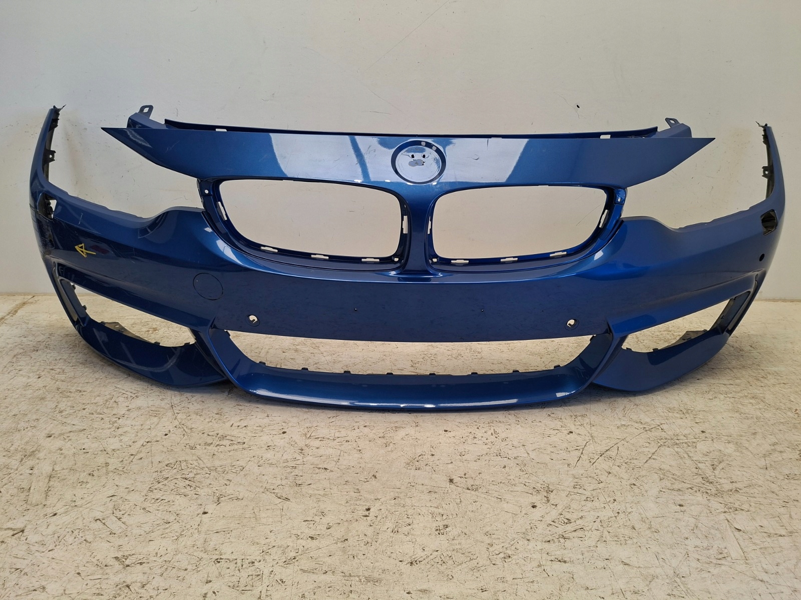 Frontstoßstange BMW 4er F32 F33 F36 M-Paket mit Nebelscheinwerfer, 6PDC, Kamera image 2