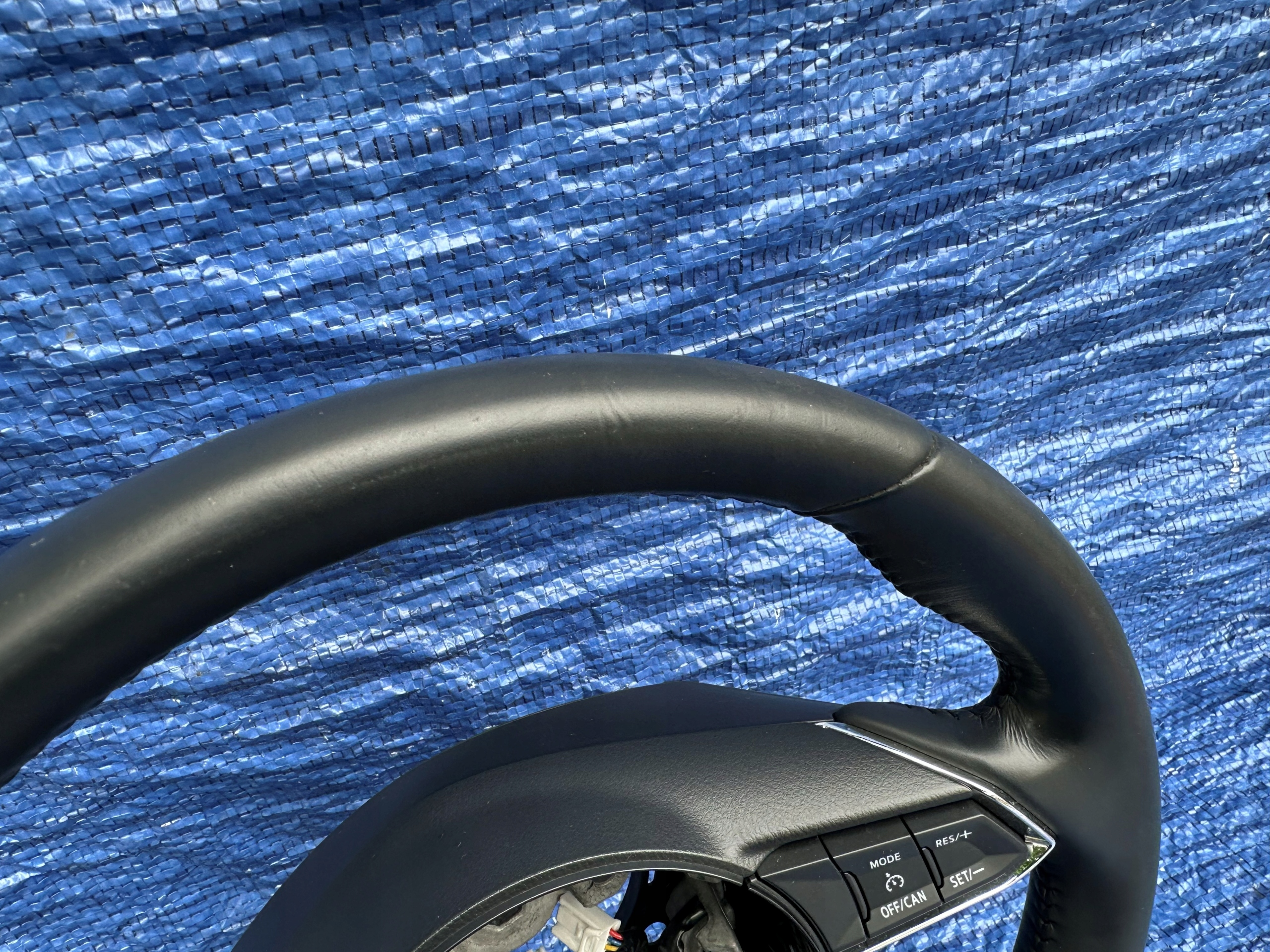 MAZDA CX5 II 2019- Volant multifonction - Belle état image 7
