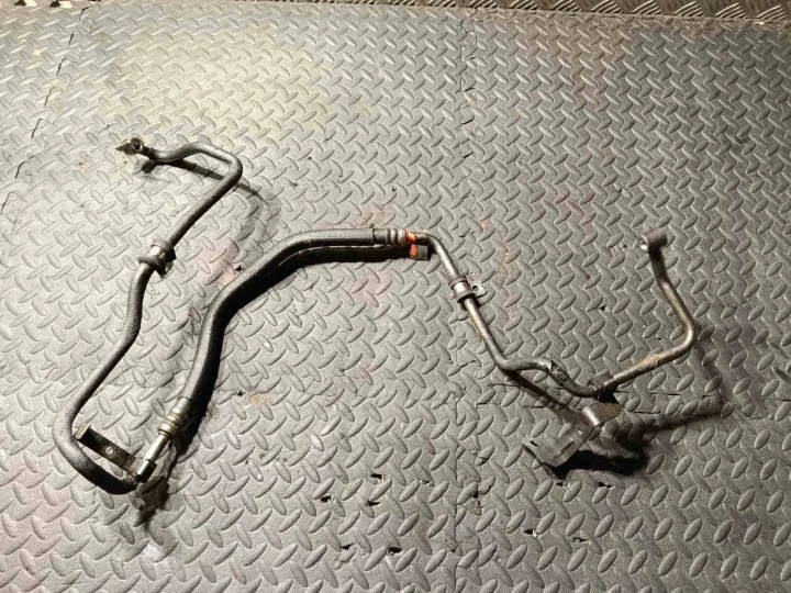 Power steering hose MASERATI QUATTROPORTE VI 670007691 3.0L