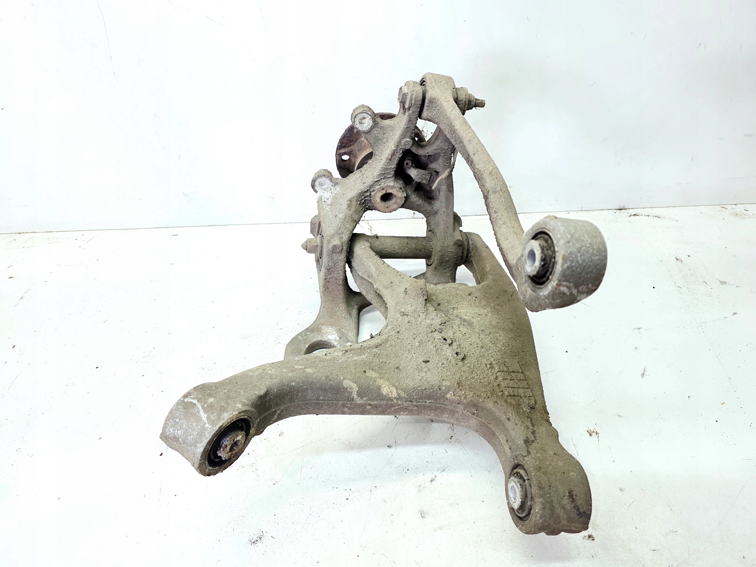 Pivot de jambe de suspension droit arrière Audi A4 B8 A5 8T A6 C7 8K0505436AB image 5