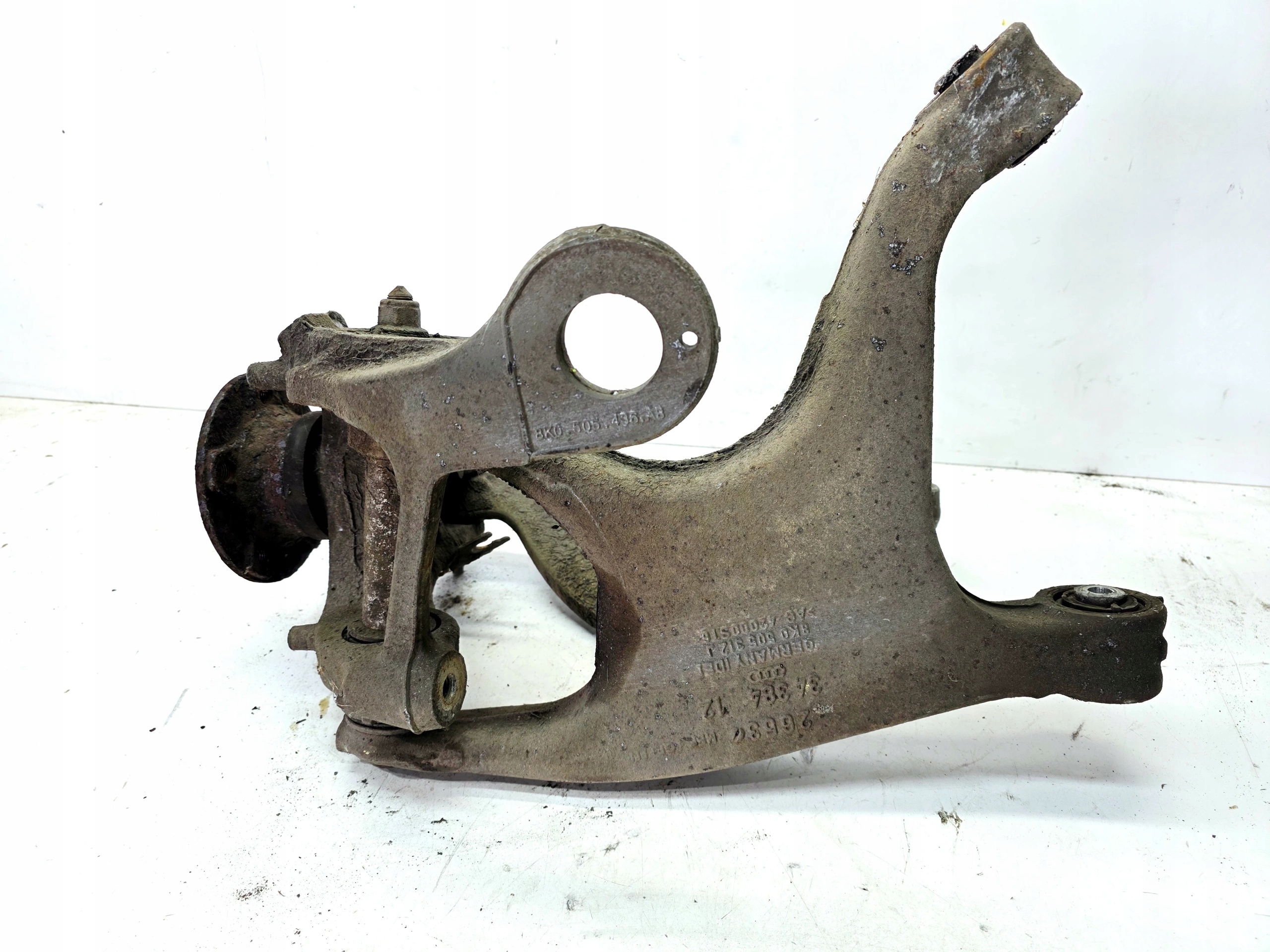 Pivot de jambe de suspension droit arrière Audi A4 B8 A5 8T A6 C7 8K0505436AB image 6