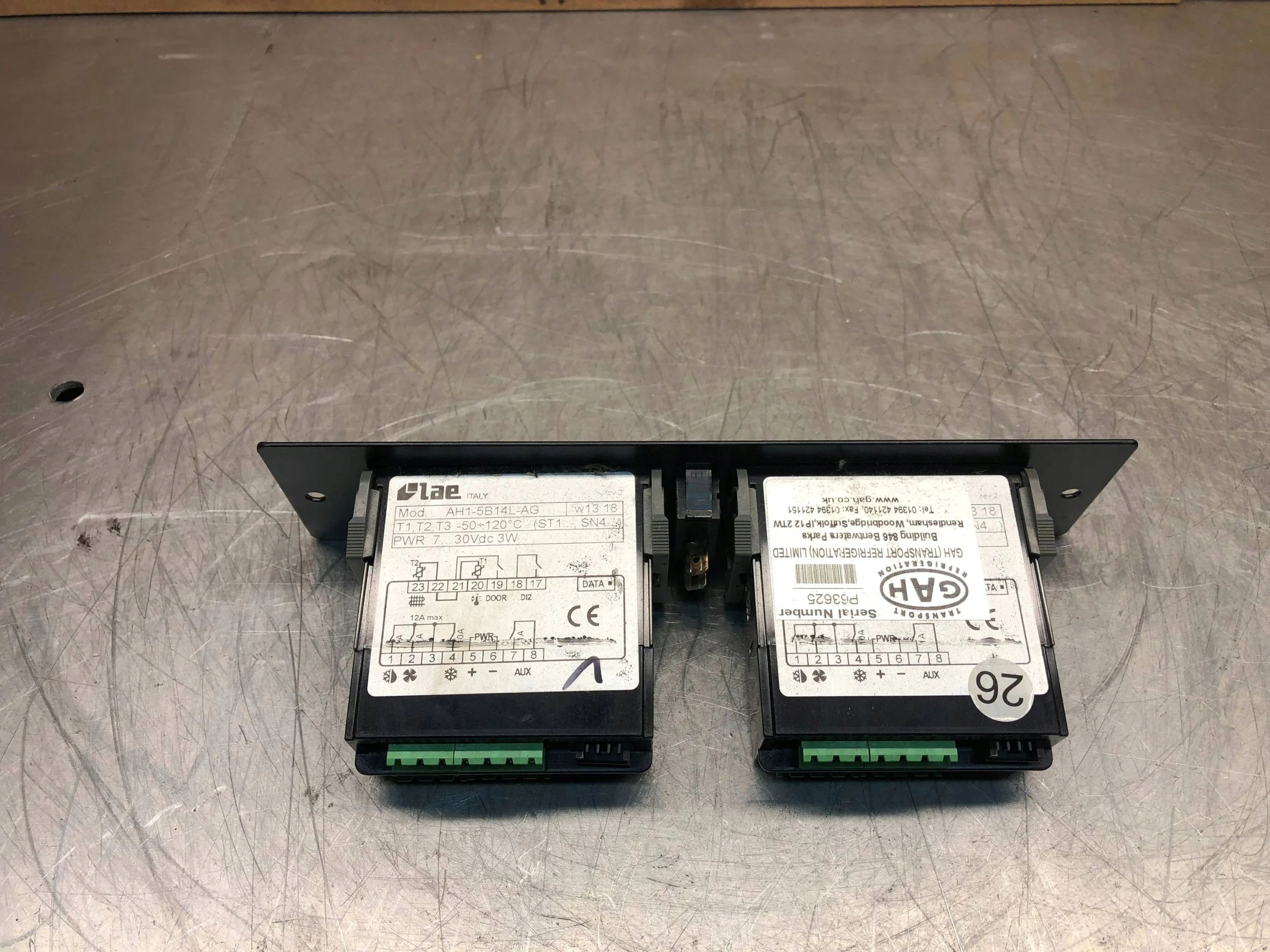 Muita ohjaimia Mercedes-Benz Sprinter W907 W910 ah1-5b14l-ag