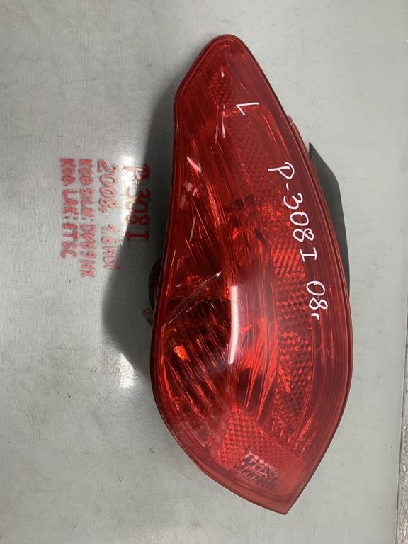 Vänster baklykta Peugeot 308 T7 1.6 HDI 08 R 9680425780 image 2